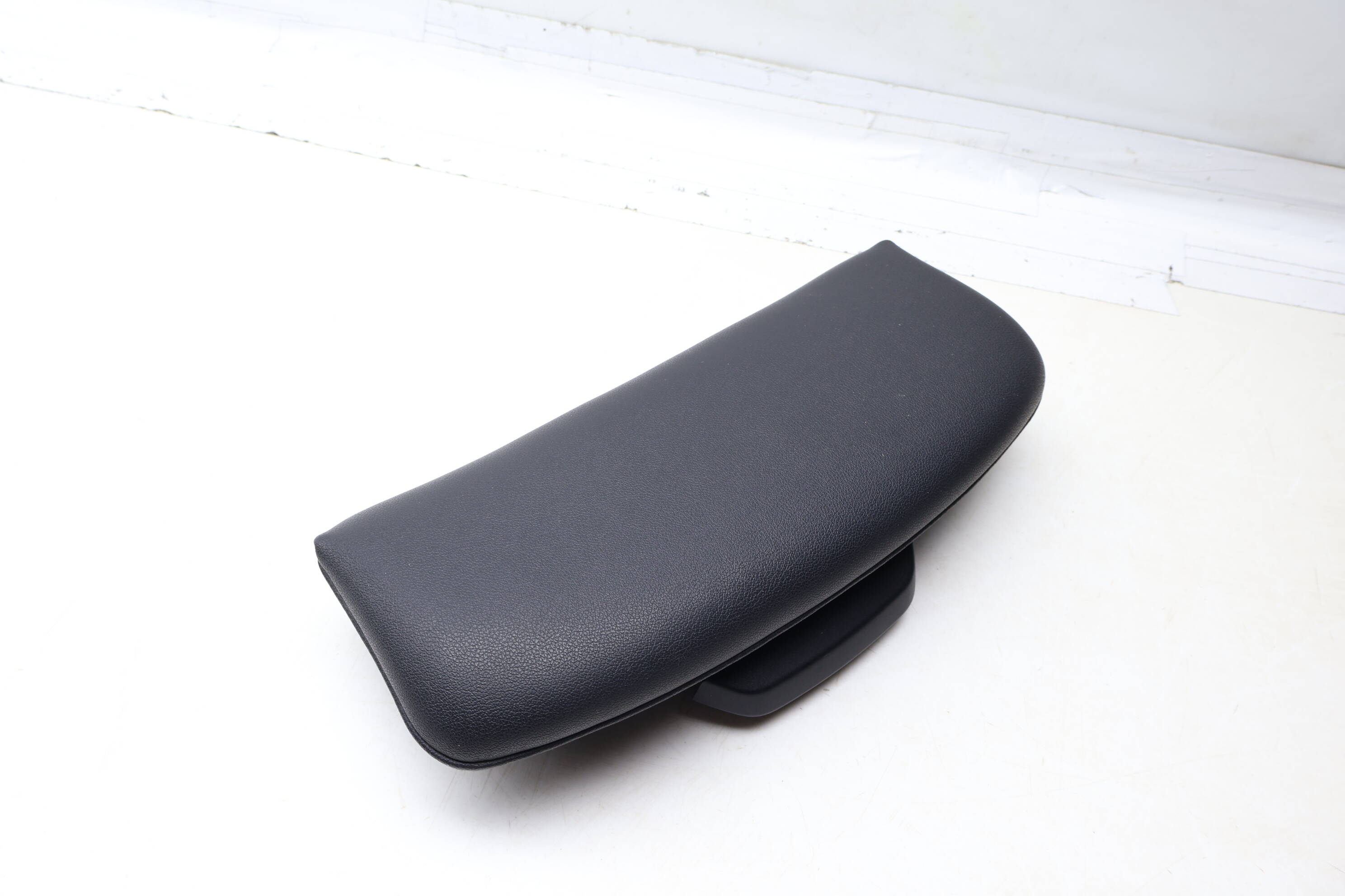 Seat Leg / Thigh Support Cushion 52107477378