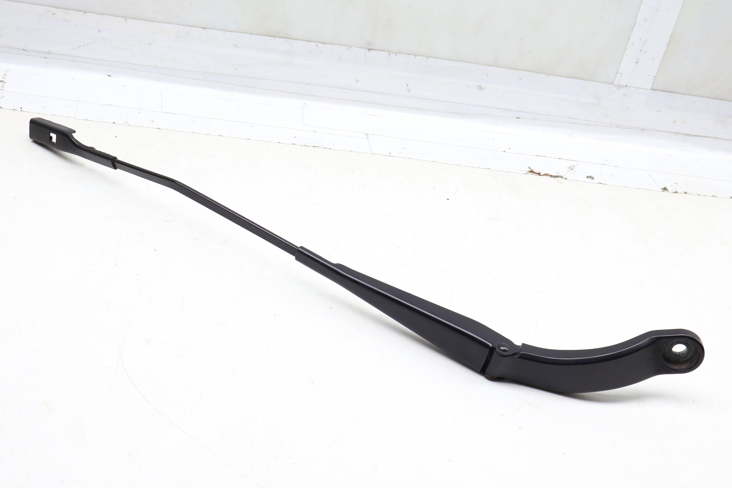 Windshield Wiper Arm 95B955407