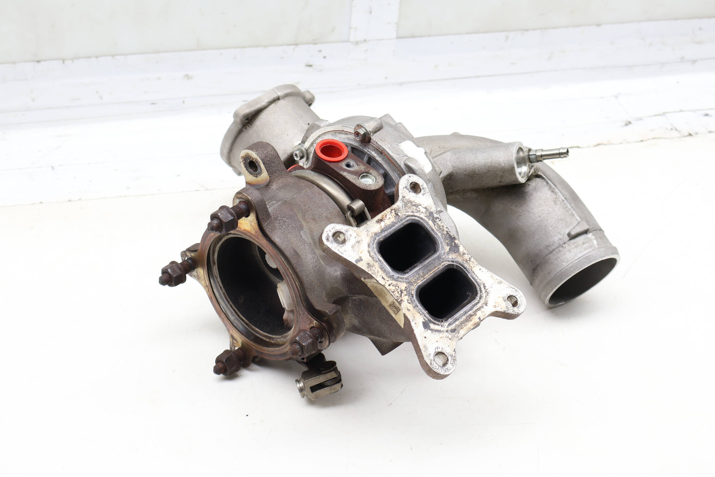 Turbo / Turbocharger 06L145907D