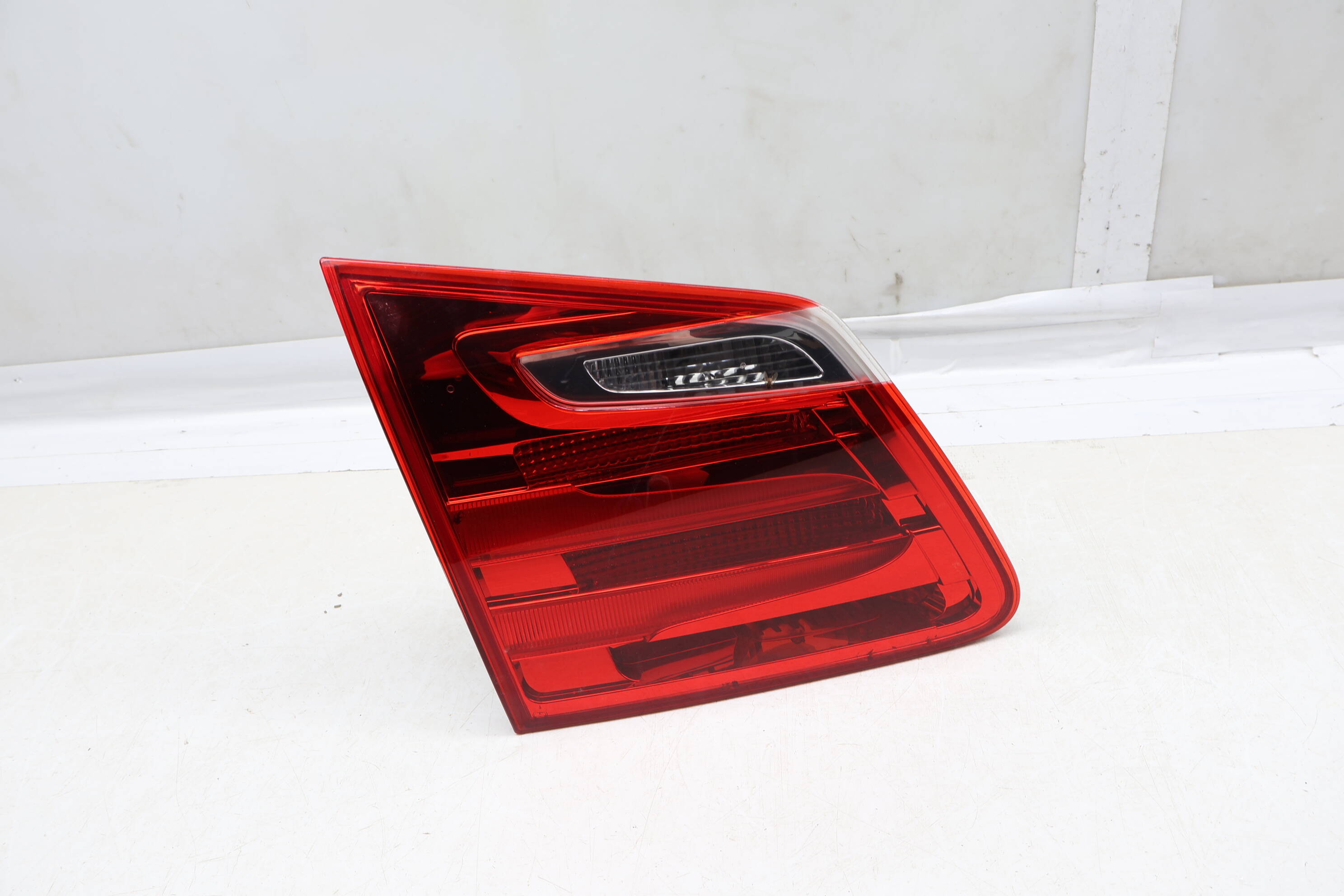 Inner Tail Light / Lamp 1668201164