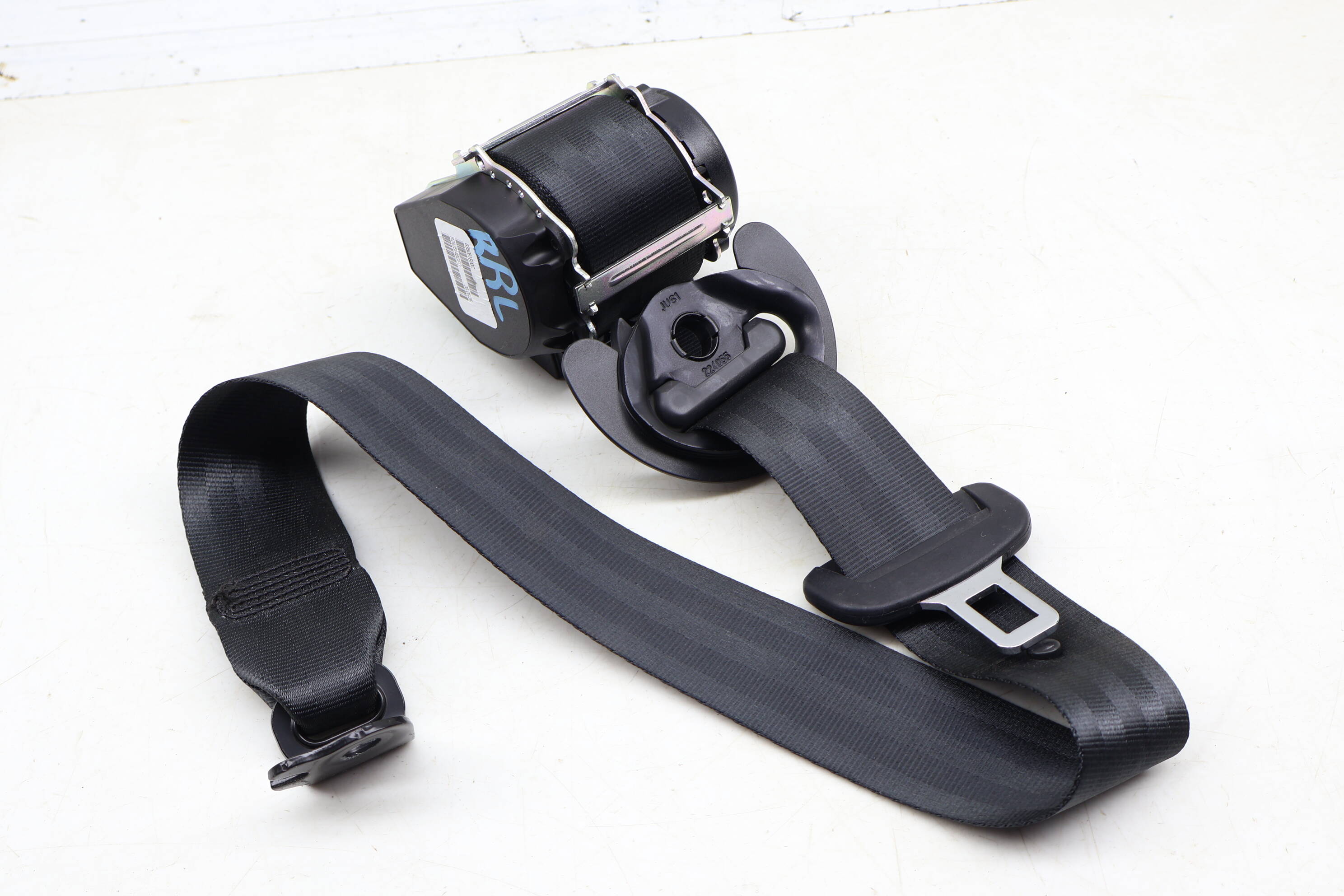 3Rd Row Seat Belt Retractor 3CN857811