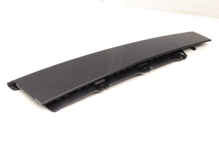 Exterior B Pillar Trim / Cover 8W0839901A main product photo
