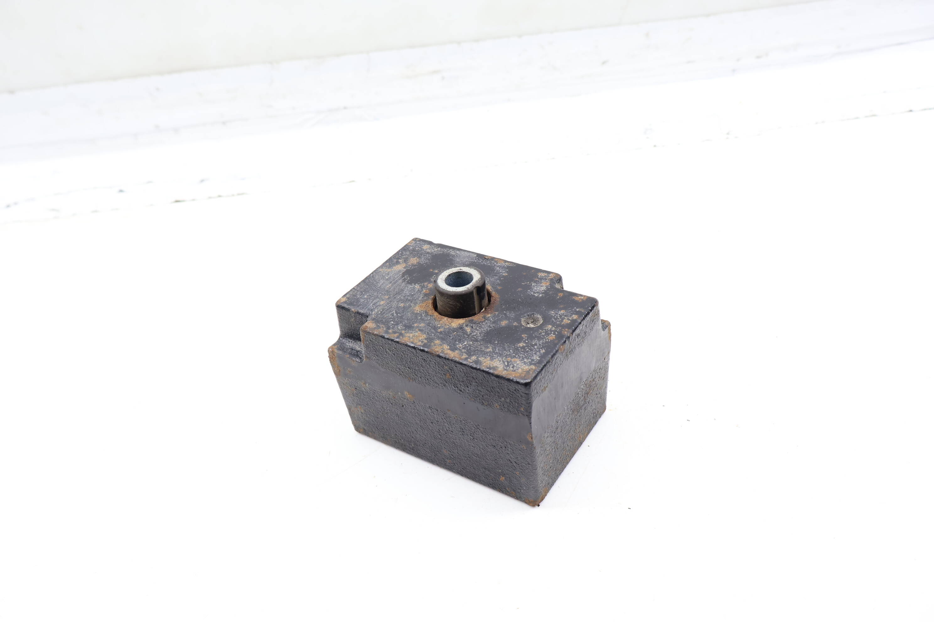Subframe Vibration Absorber 33306873310