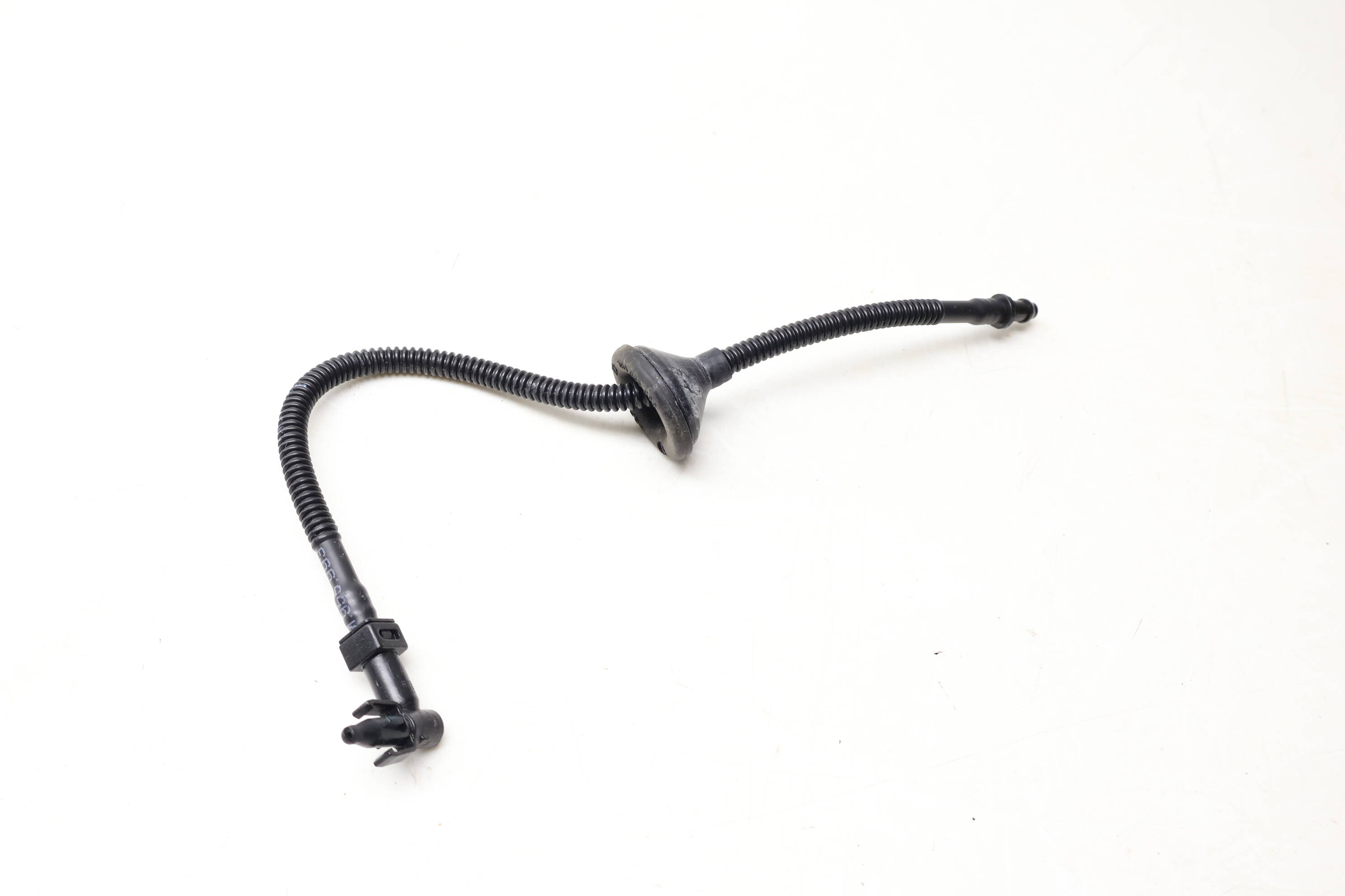 Hatch Window Glass Sprayer Nozzle 3CM955993