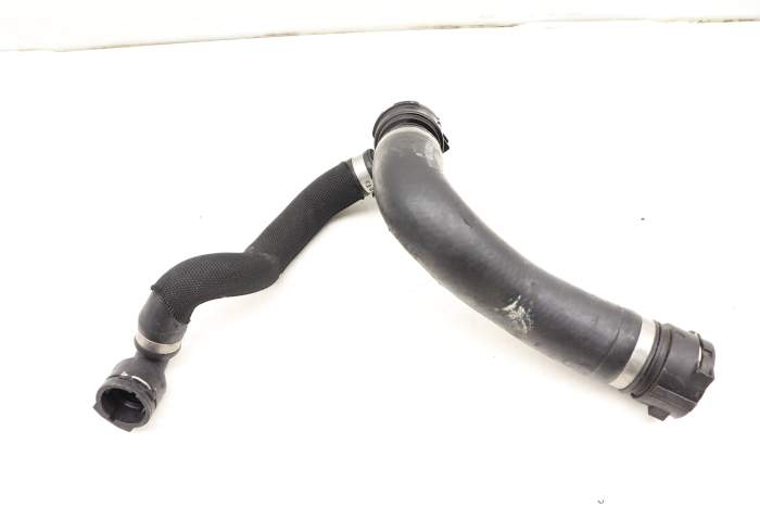 Upper Radiator Coolant Hose / Line 7576357 main product photo