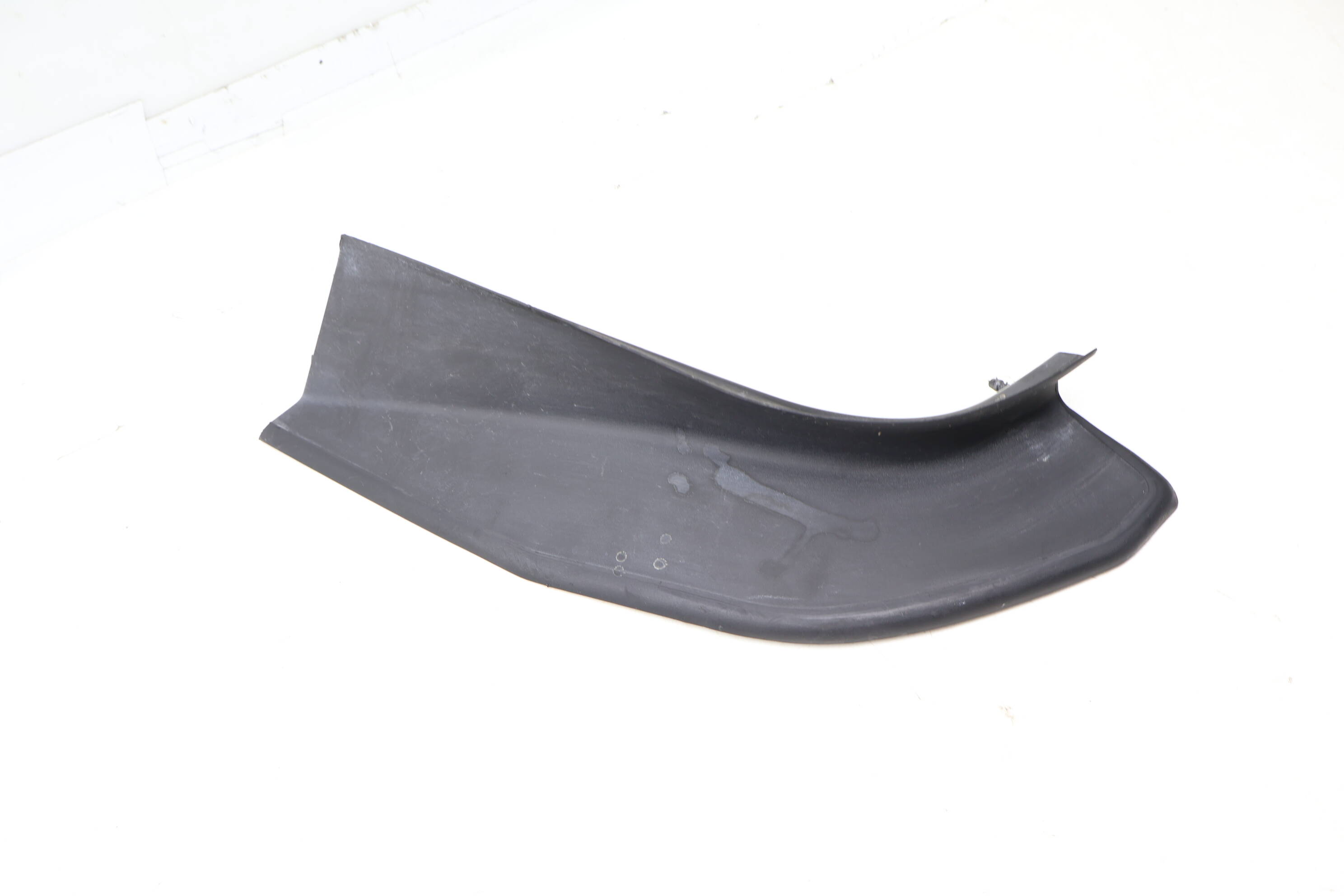 Tail Light / Lamp Trim 51497204376