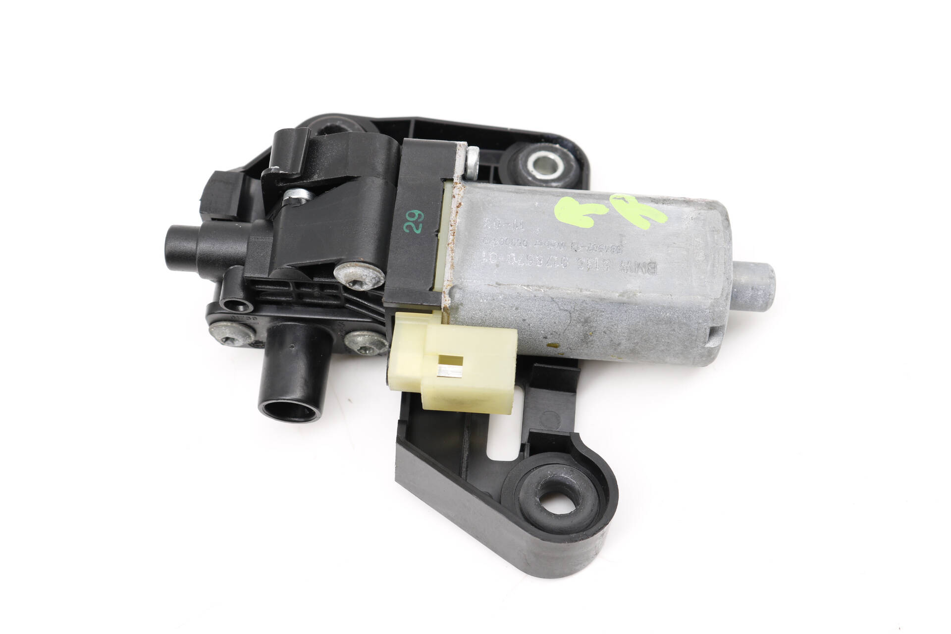 Window Sunshade / Sun Shade Motor 67659189708