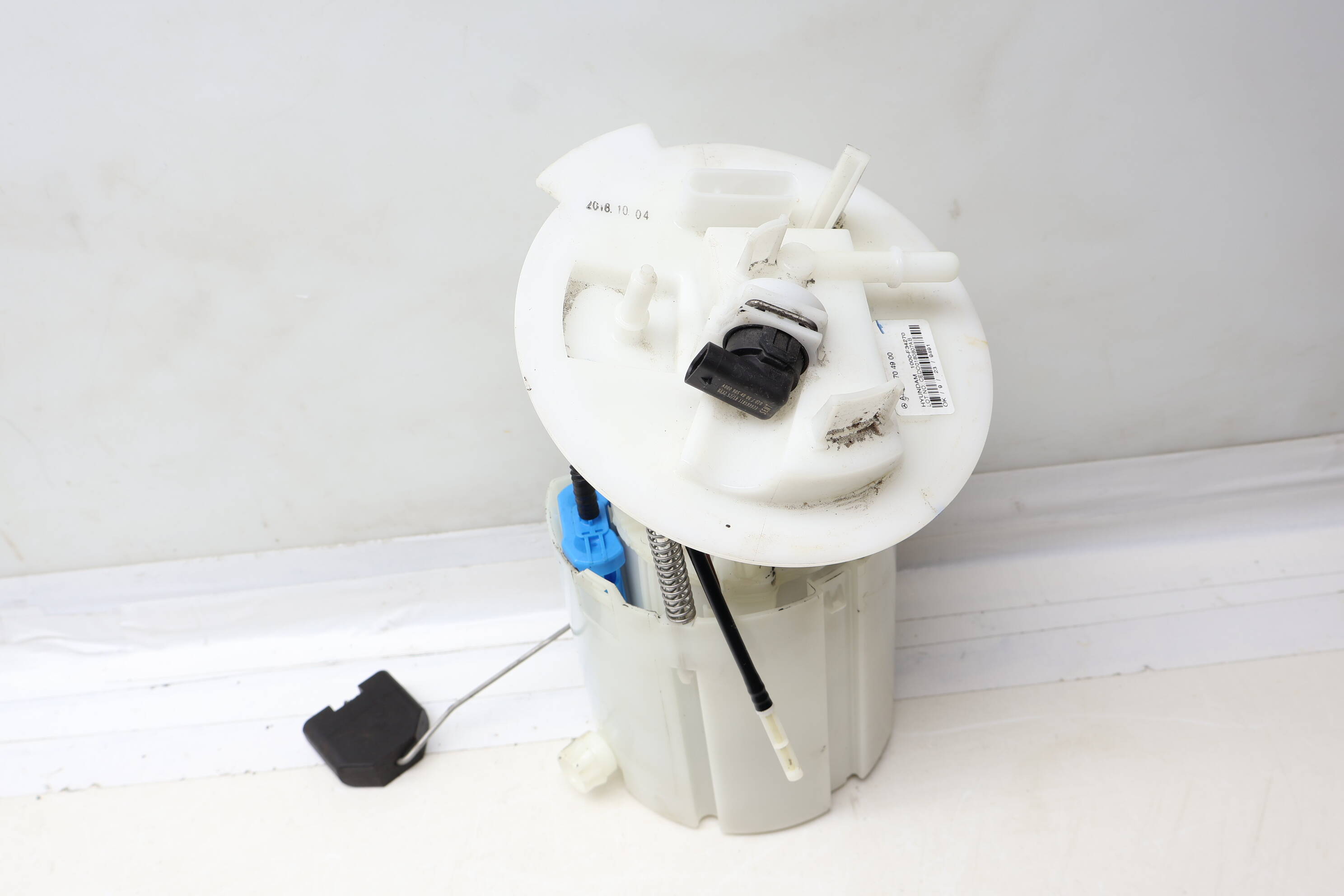 In-Tank Fuel Pump 2054704900