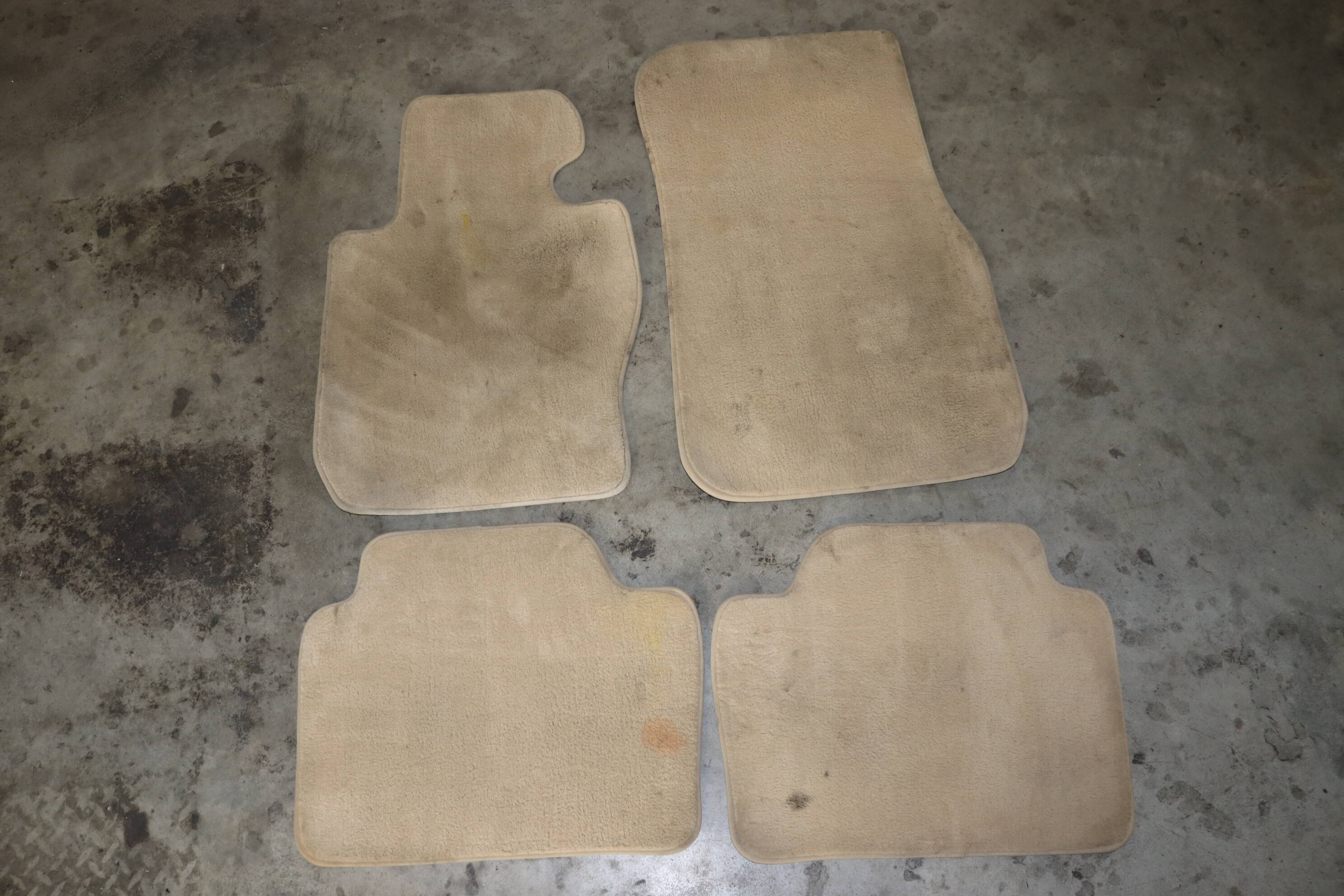 Carpet&#x20;Floor&#x20;Mat&#x20;Set&#x20;51477426318