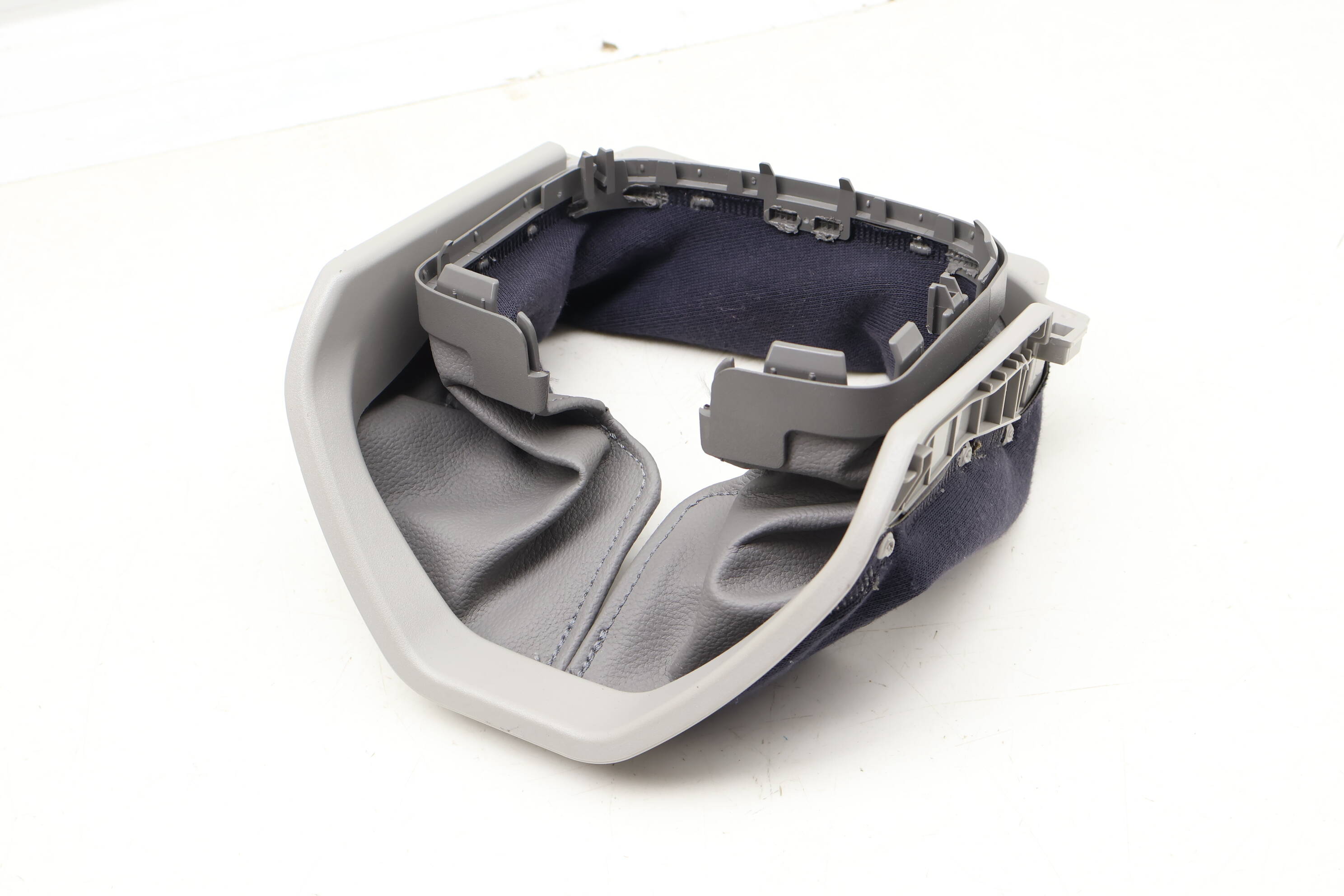 Steering Column Cover / Trim 2126800308