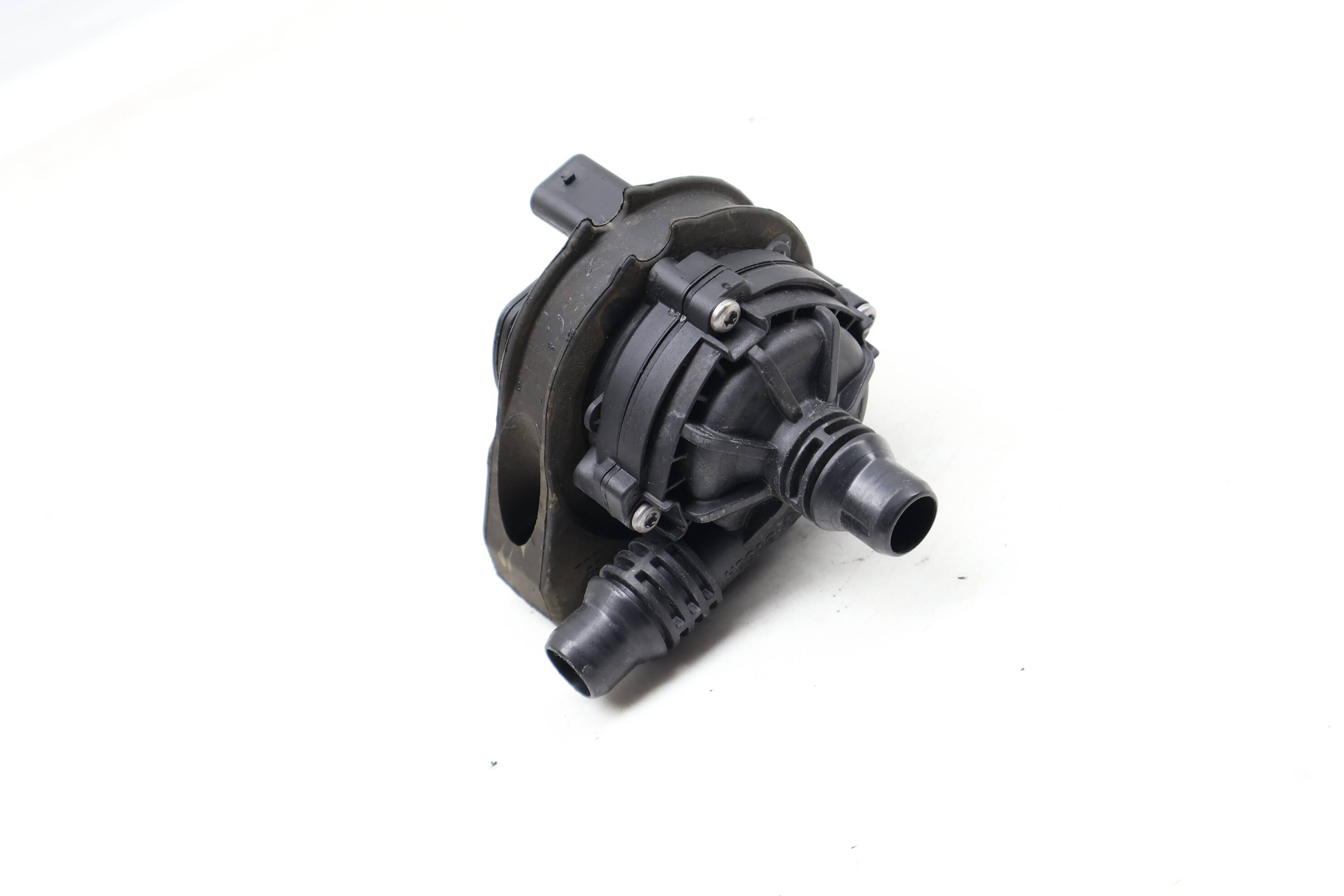 Auxiliary Water / Coolant Pump 9470972