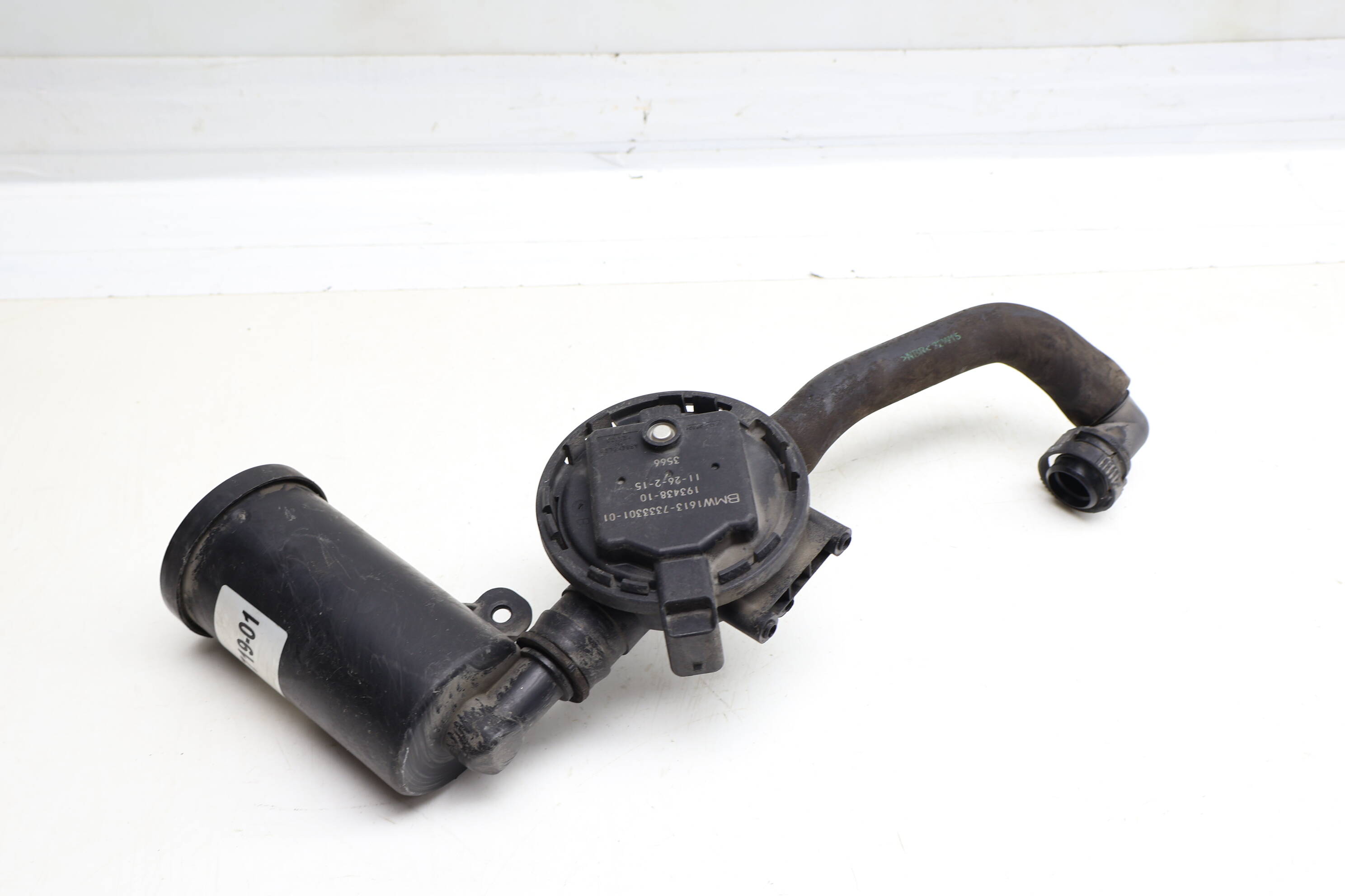 Leak Detection Pressure Switch / Sensor 16137333301