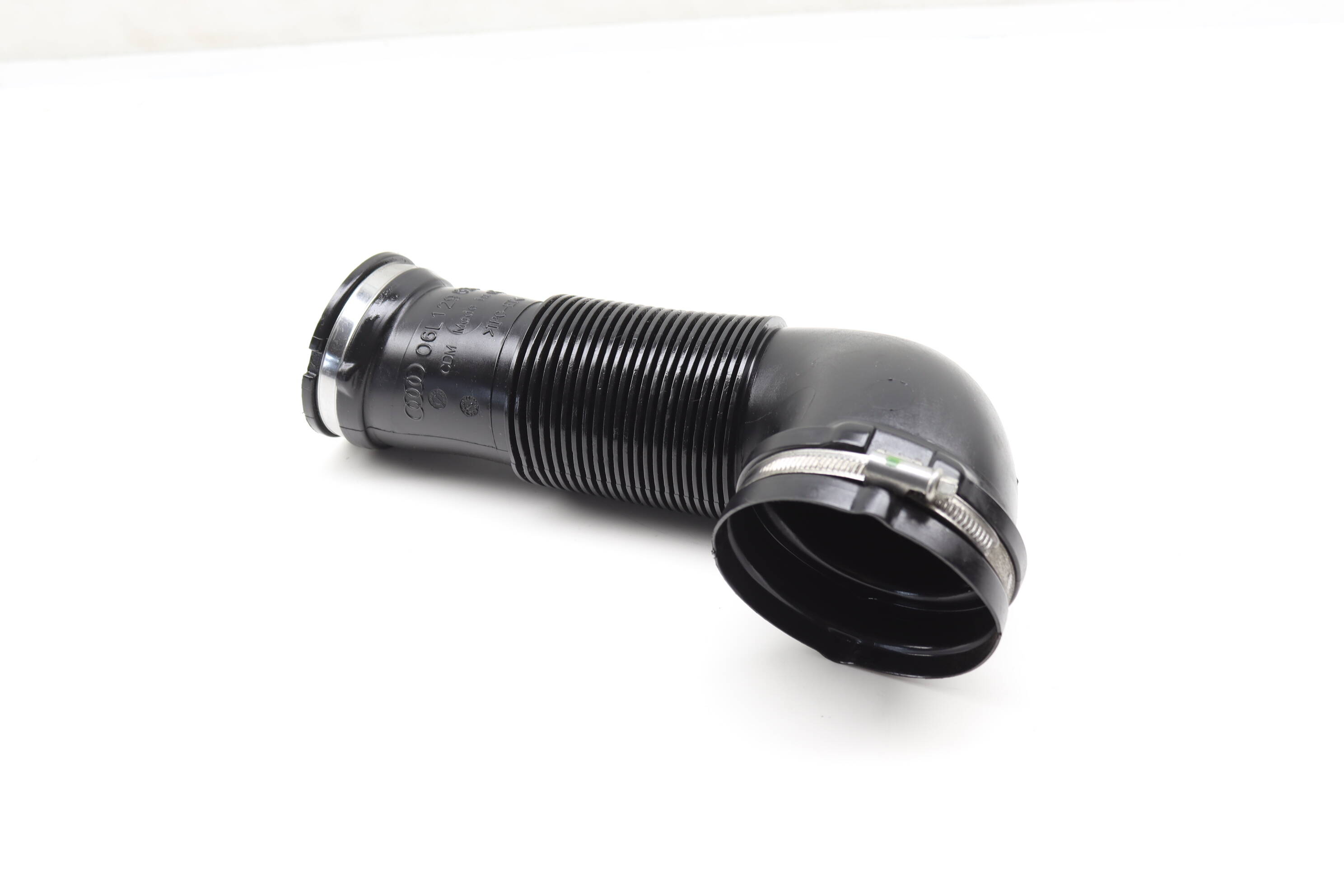 Air Intake Hose / Tube 06L129629B