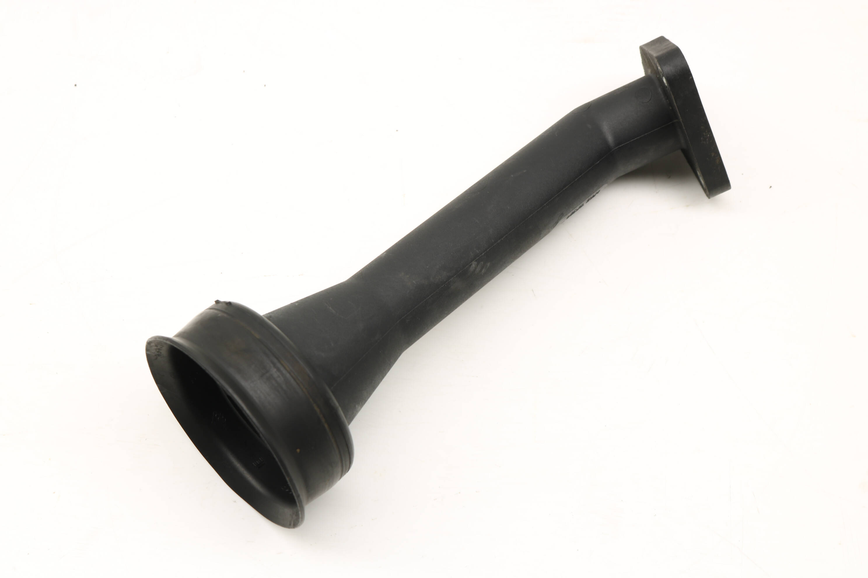 Oil Filler Tube / Pipe 022115308B