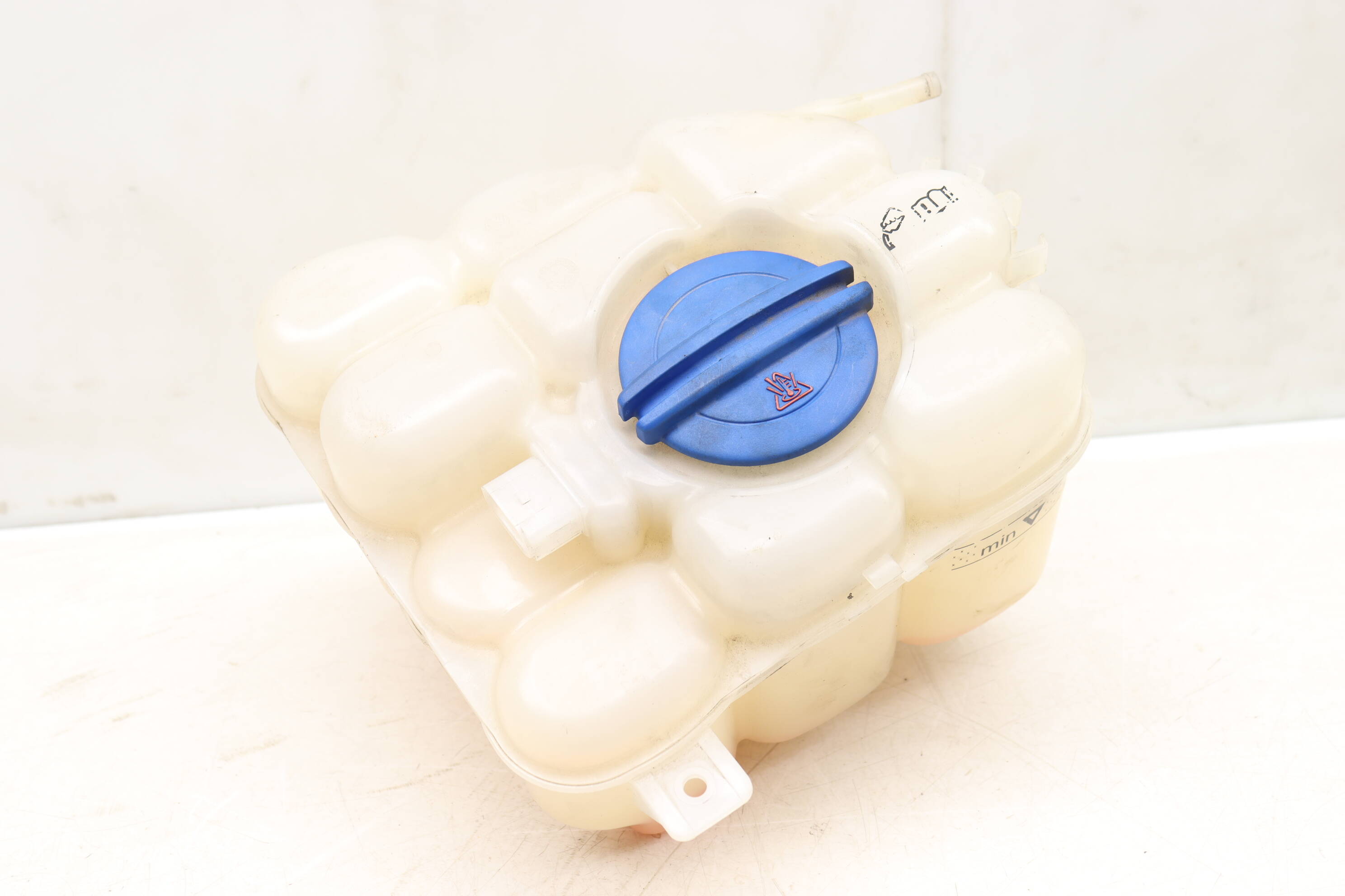 Coolant Reservoir / Tank / Bottle 7P0121407 95810615100