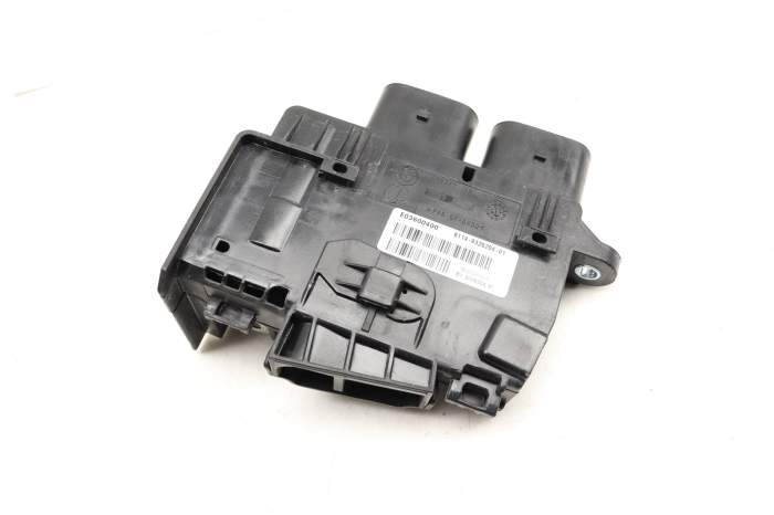 Battery Terminal / Distribution Point 61149326204 main product photo