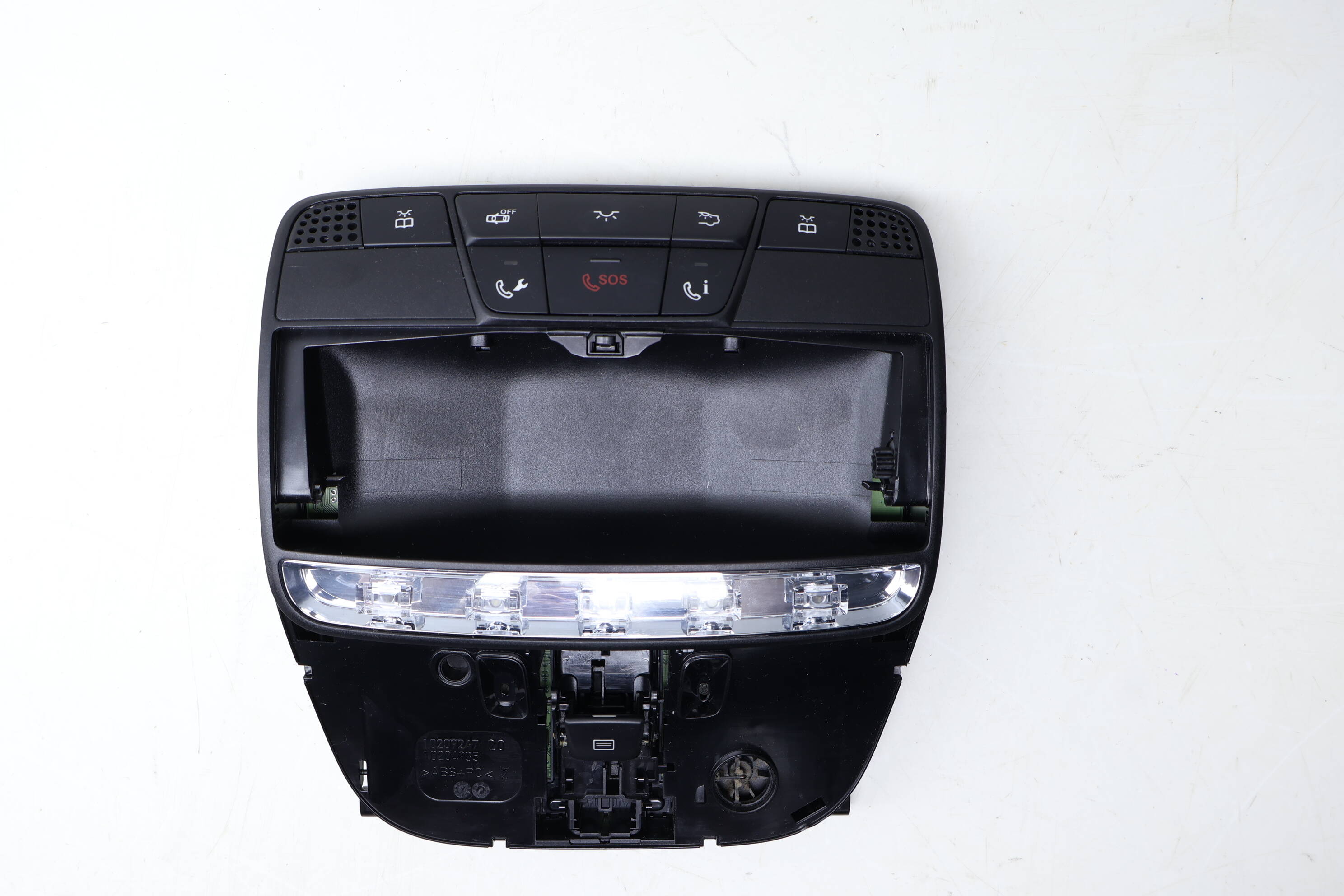 Overhead&#x20;Console&#x20;&#x2F;&#x20;Dome&#x20;Light&#x20;0009008815