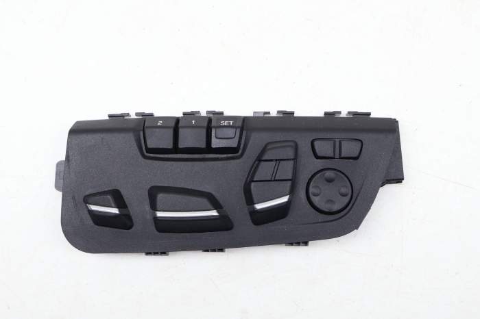 Seat Adjustment Switch 61319359817 main product photo