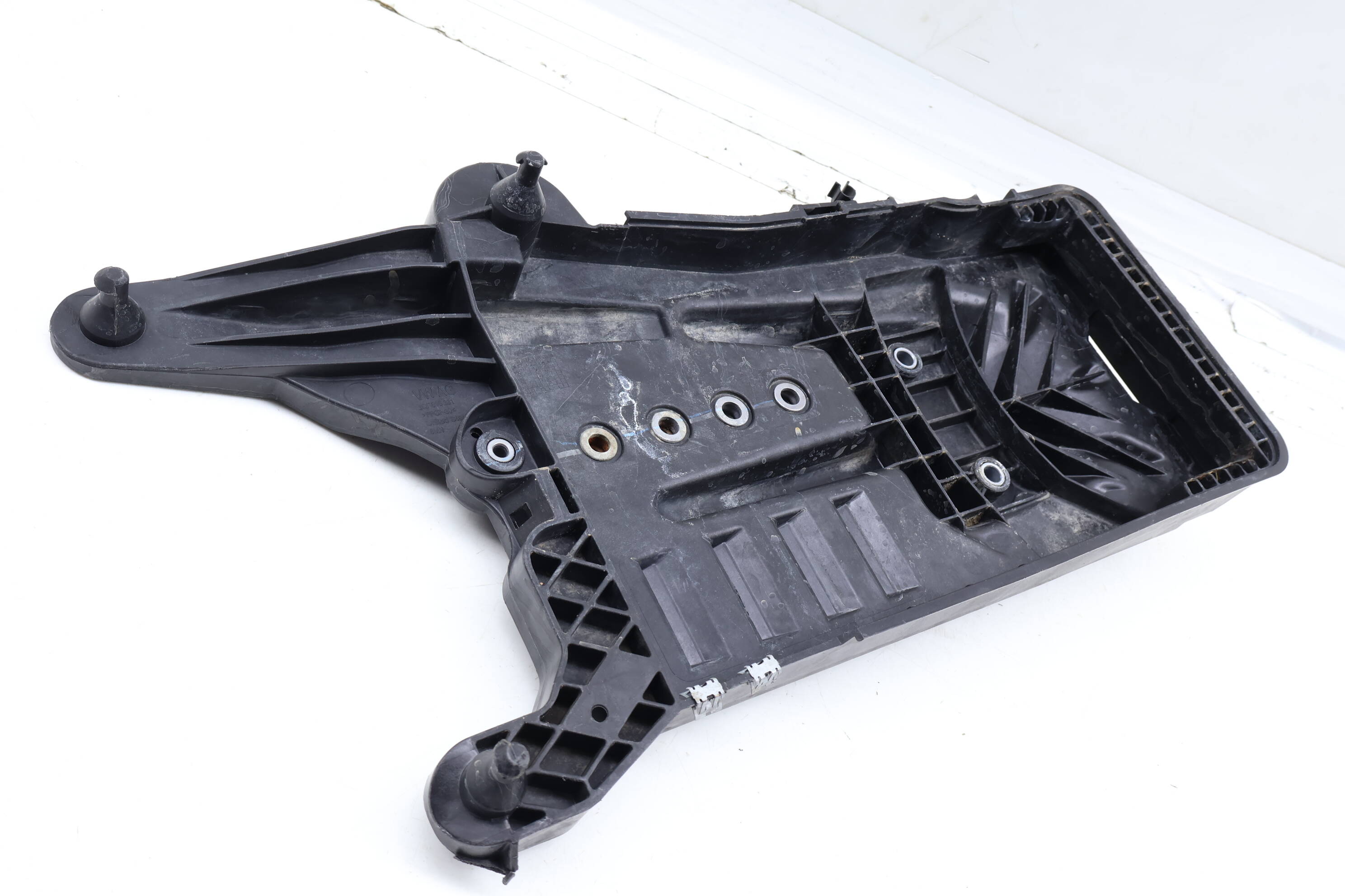 Battery Tray 3QF915331