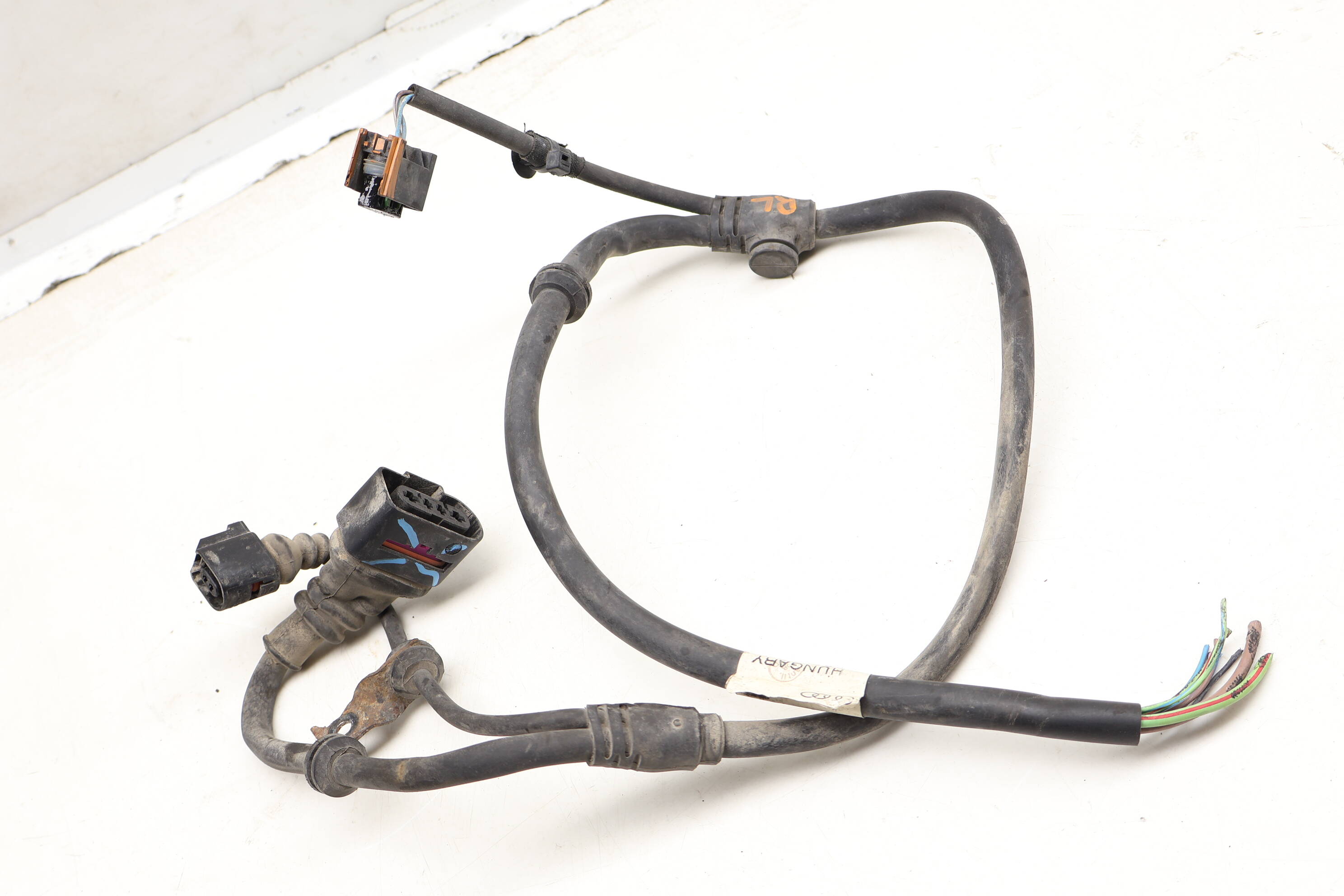B/ ビースラッシュ　4WAY 大人気「ビースラッシュ（B/）」4WAY新カラーホワイト登場