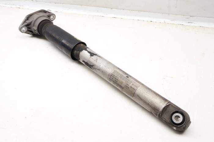 Strut / Shock Absorber 97033316107 main product photo