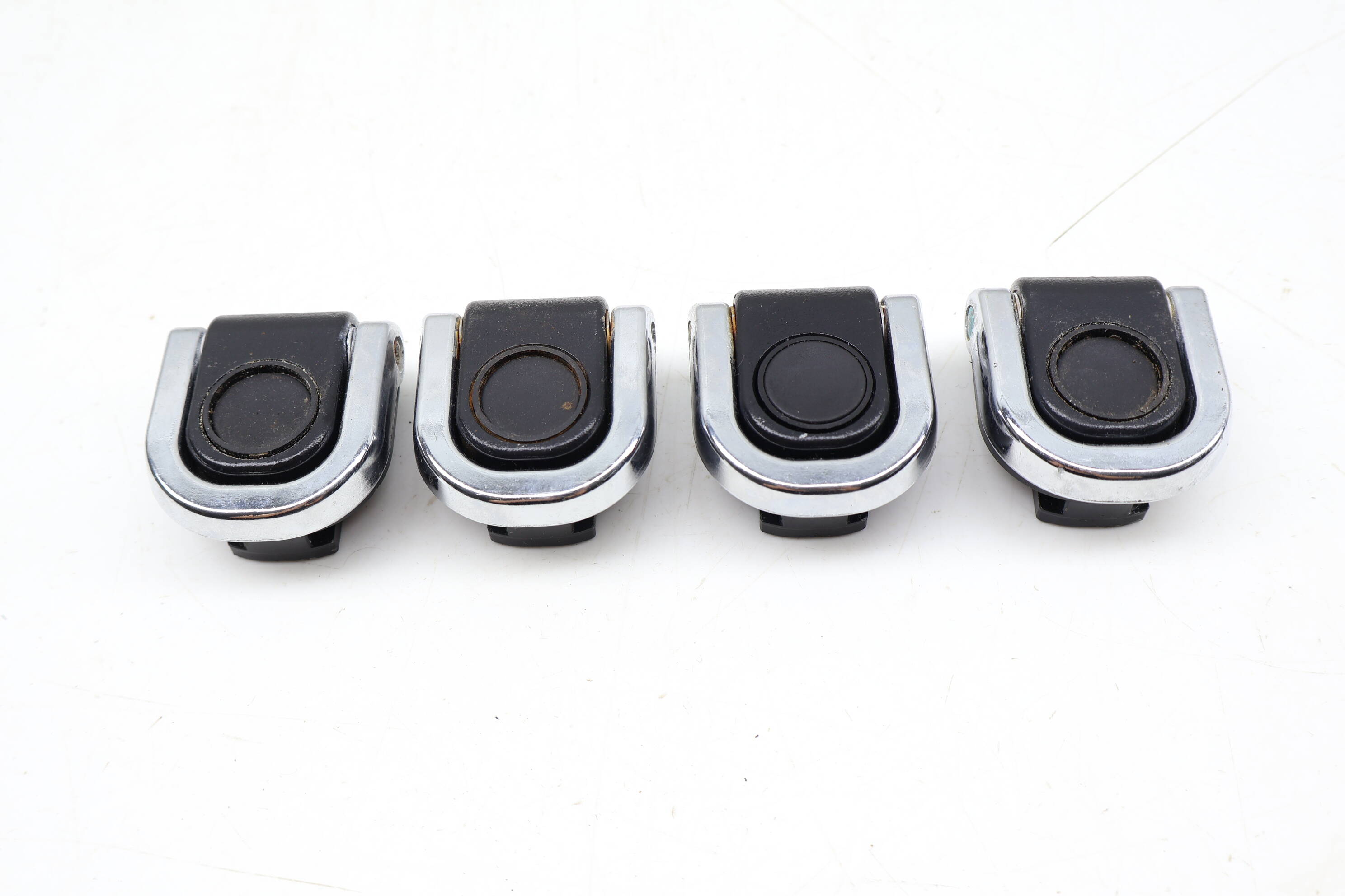 Trunk Tie Down Fastener Set (4) 51477331198