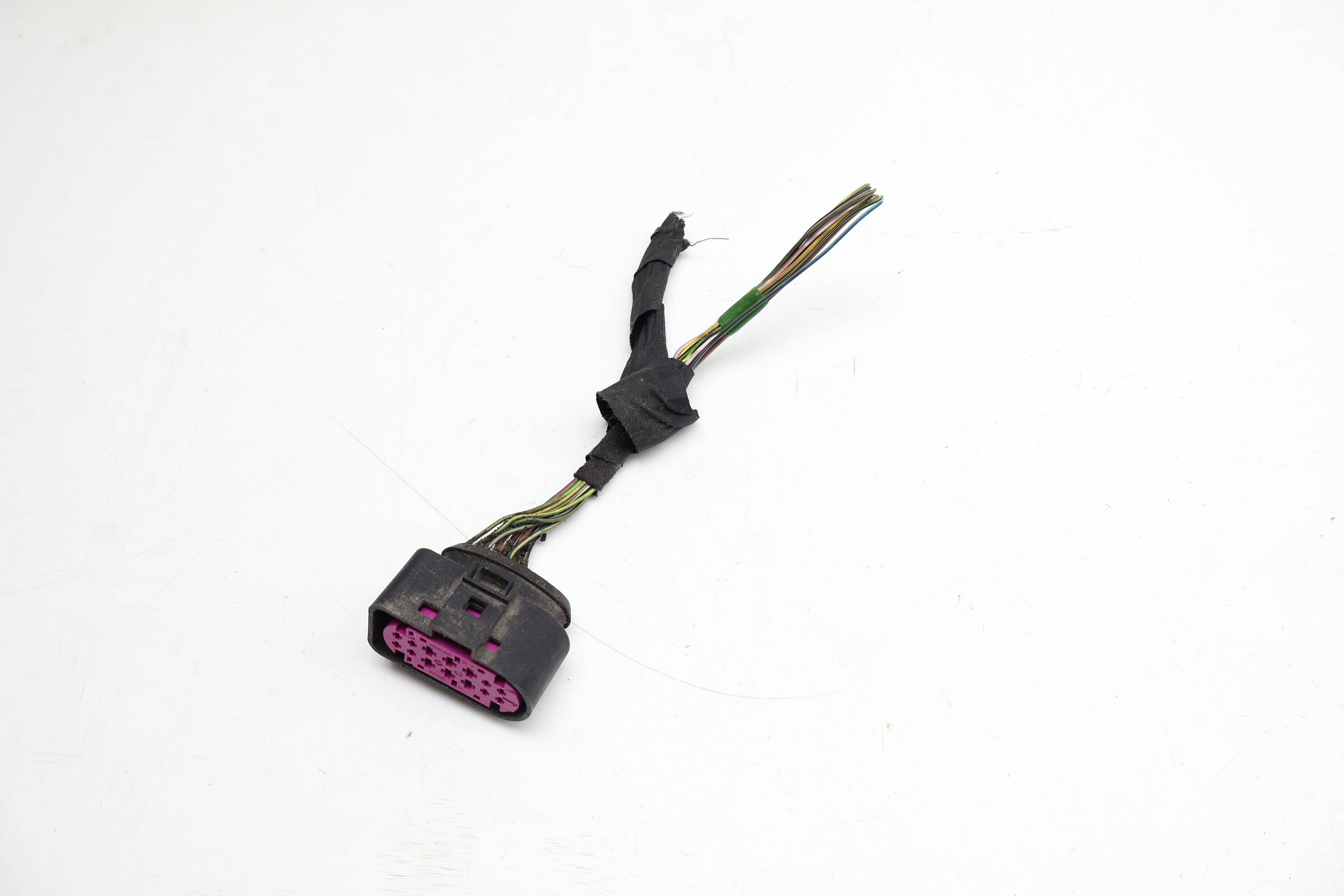 14-Pin Headlight Wiring Harness Connector / Pigtail 1J0973737