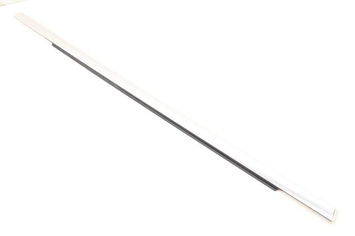 Outer Door Window Slot Seal / Trim 83A839476 main product photo