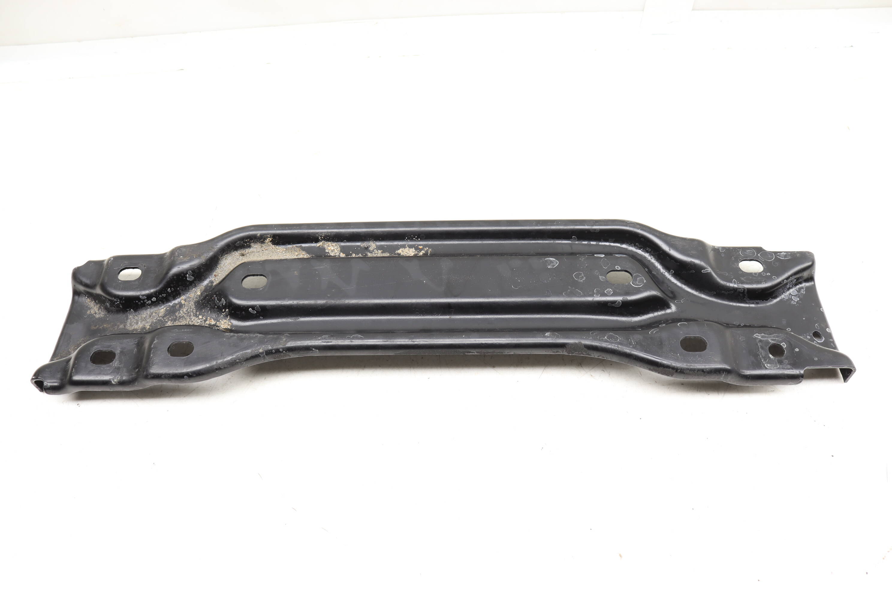 Center Floor Brace / Bracket 8R0804813A 9A780481301