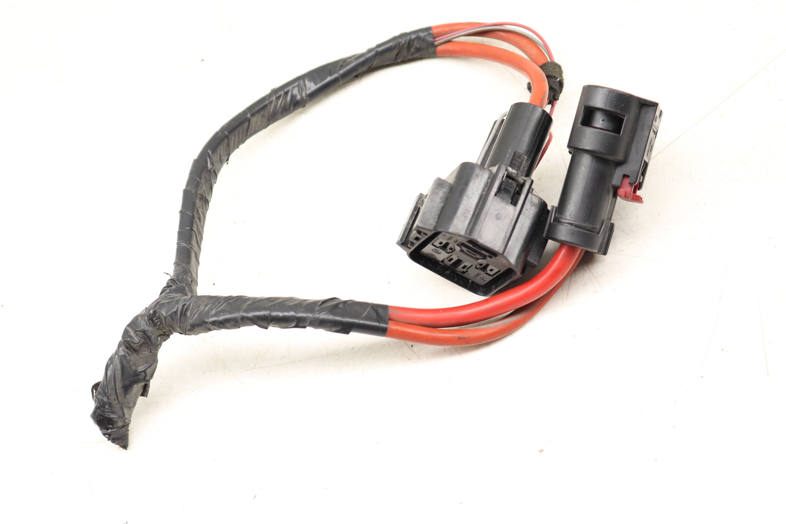 Relay Base / Wiring Connector / Pigtail 61369207914