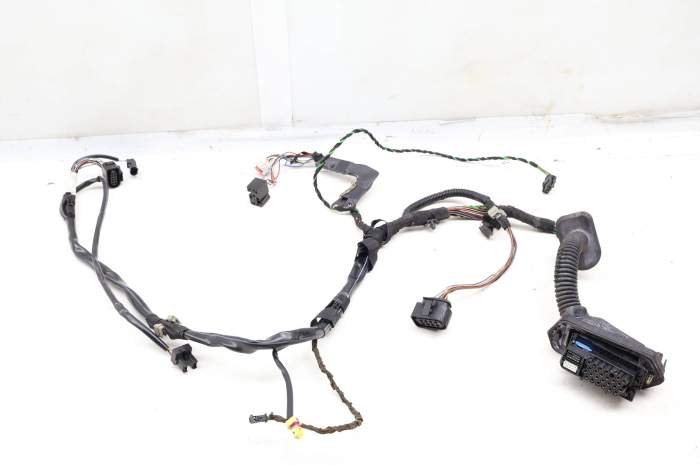 Door Wiring Harness 99661263403 main product photo
