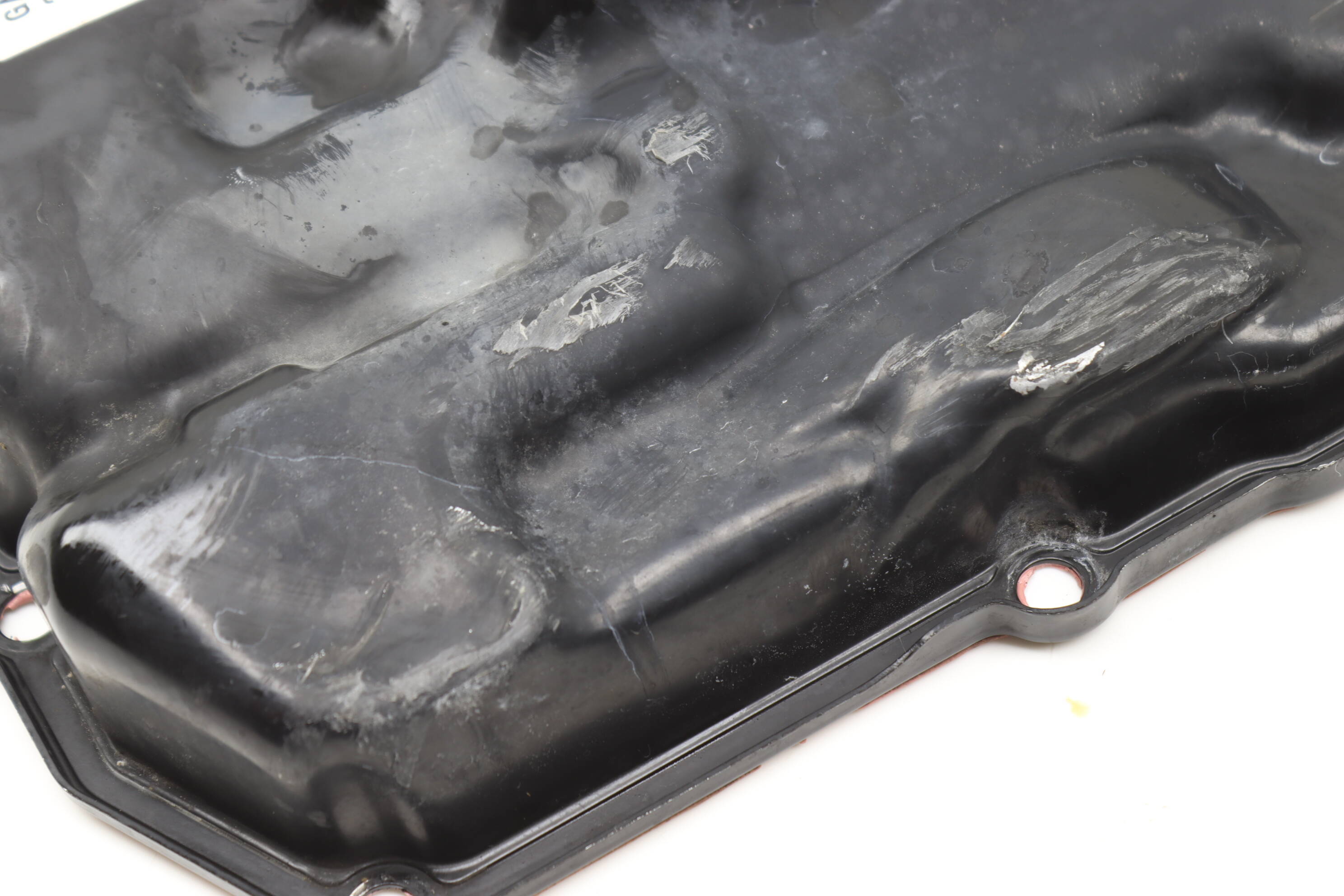 BMW Transmission Oil Pan (X2, i8, X1) 24118627787