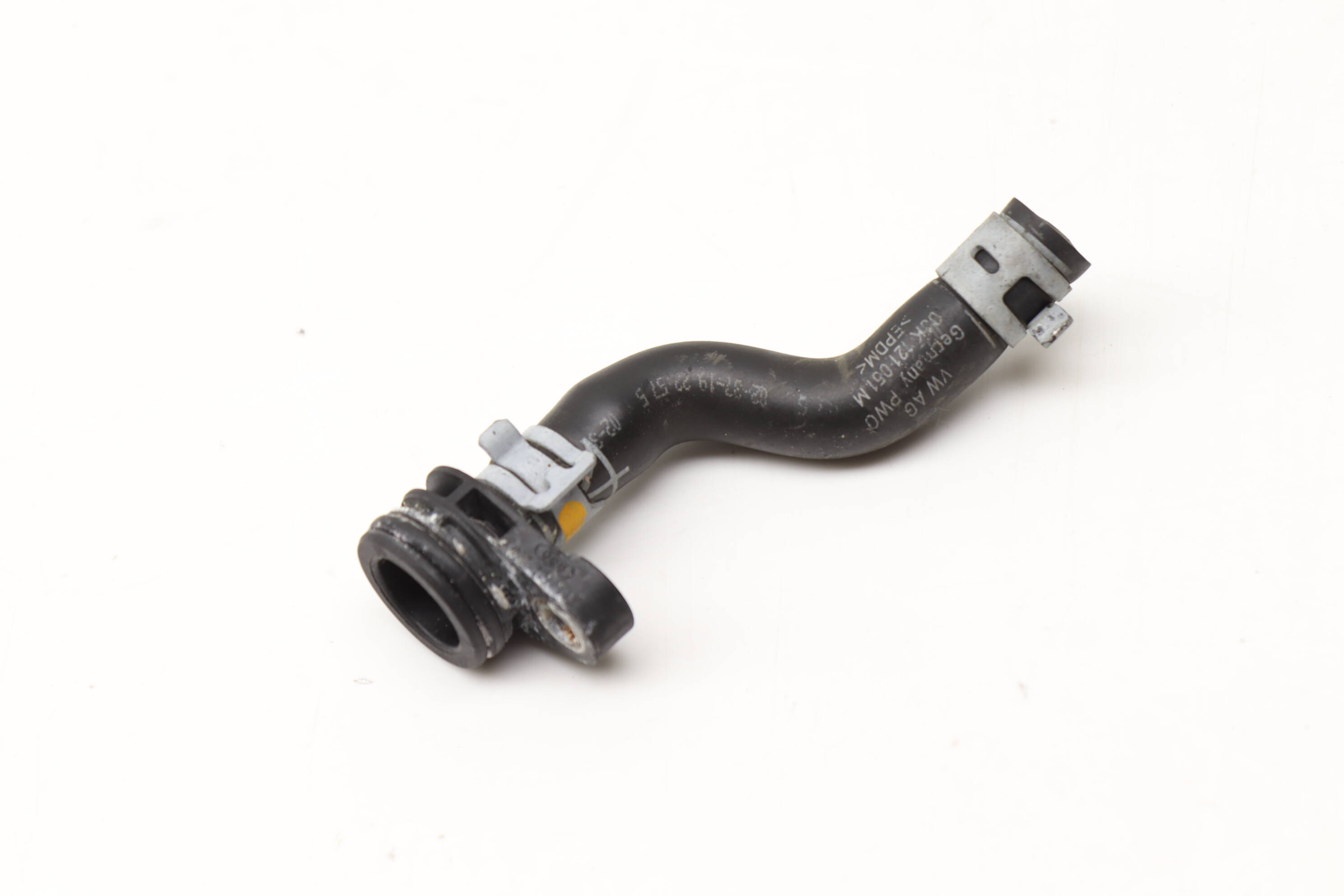 Coolant Hose / Line / Adapter 06K121051M