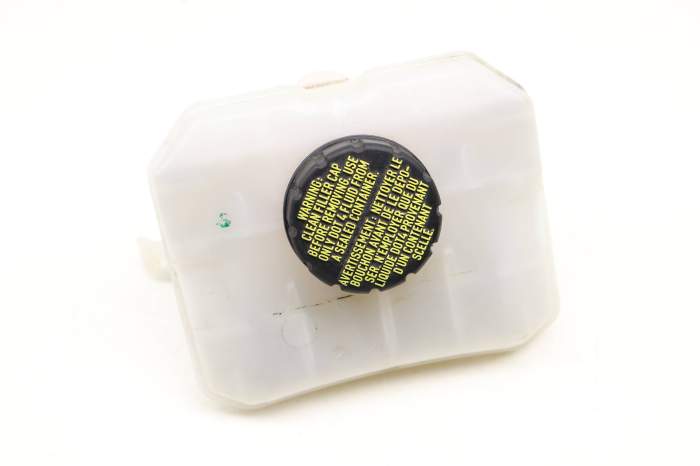 Brake Fluid Reservoir / Tank 80A698301 main product photo