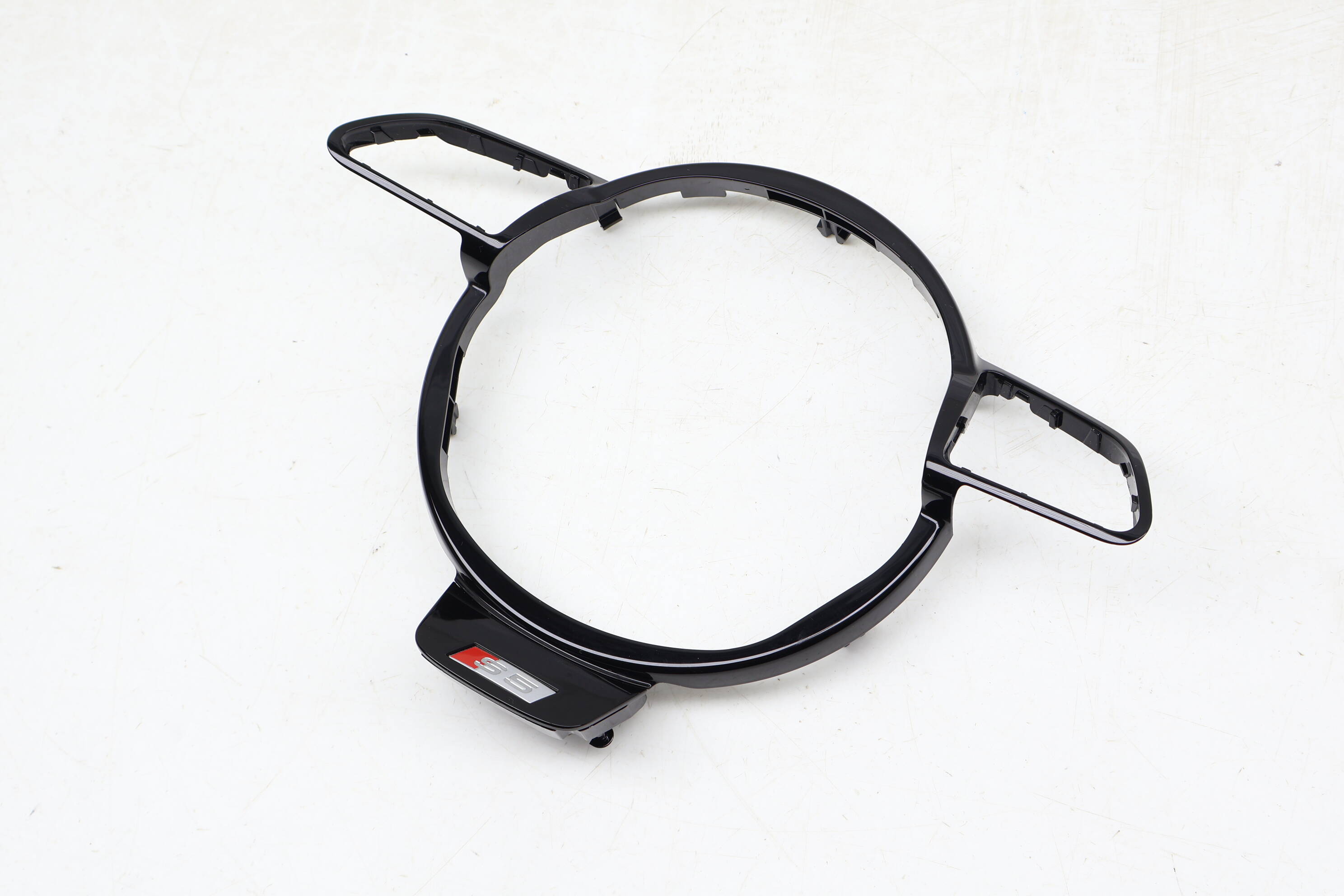 Steering Wheel Guide Ring 8U0419689C