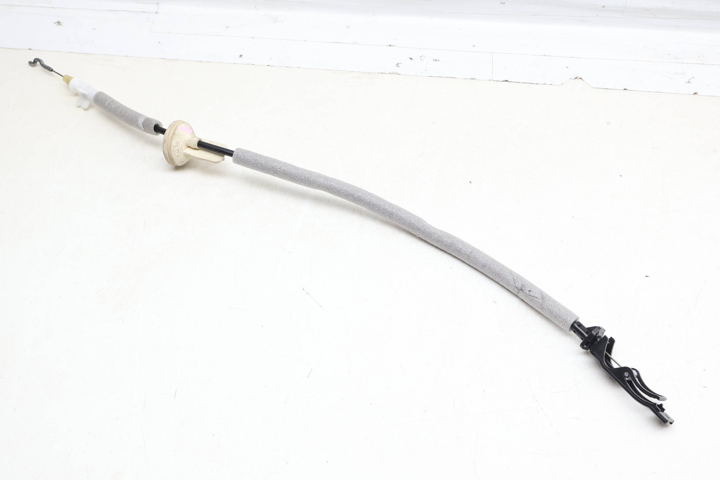 Interior Door Handle Release / Bowden Cable 2GJ837085