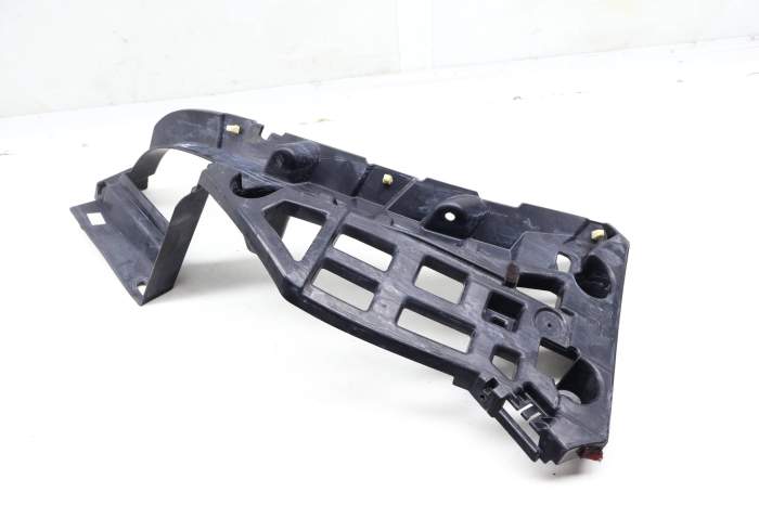 Bumper Mount Bracket (Side) 95B807453 main product photo
