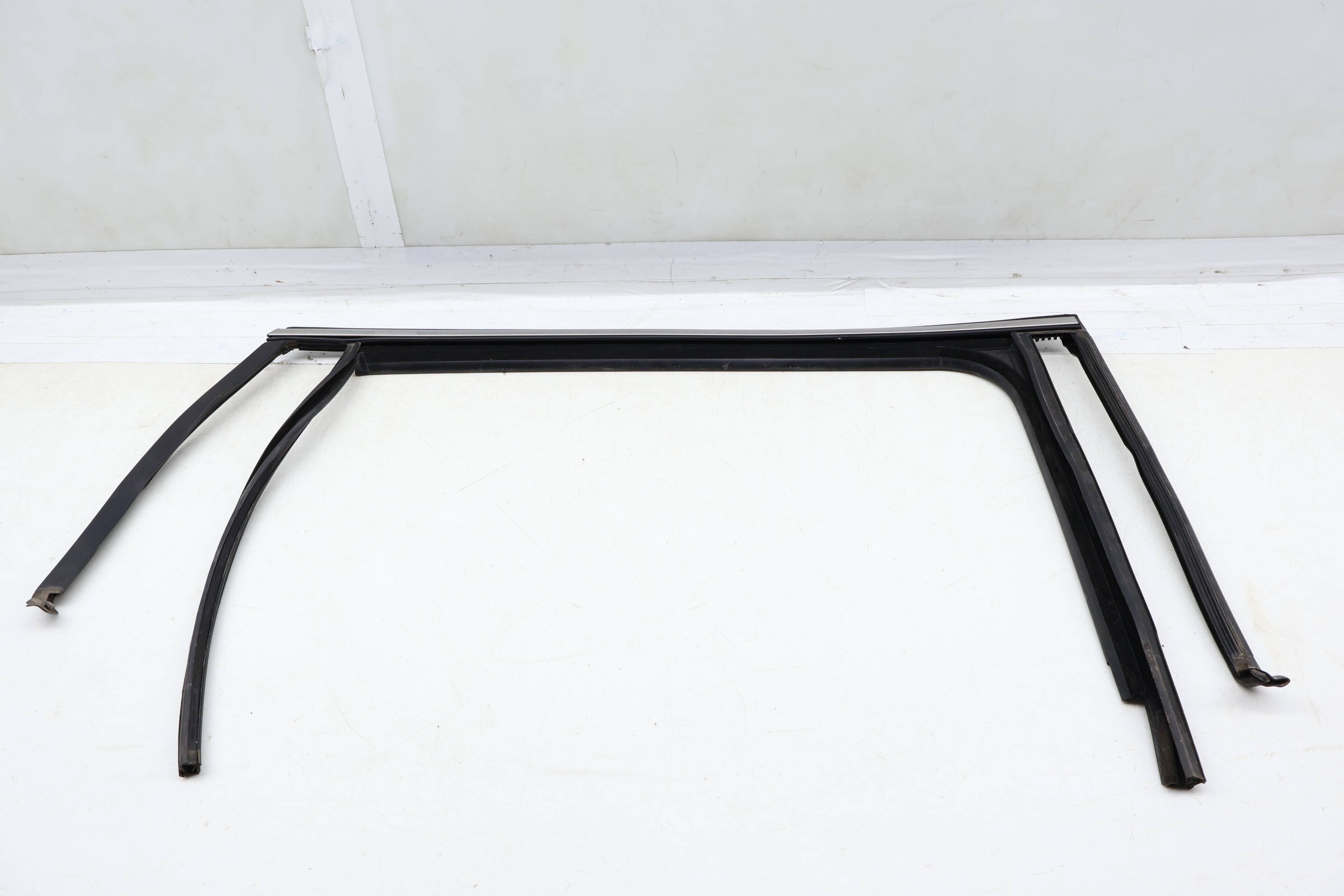 Door Window Glass Channel / Seal 3CM839432