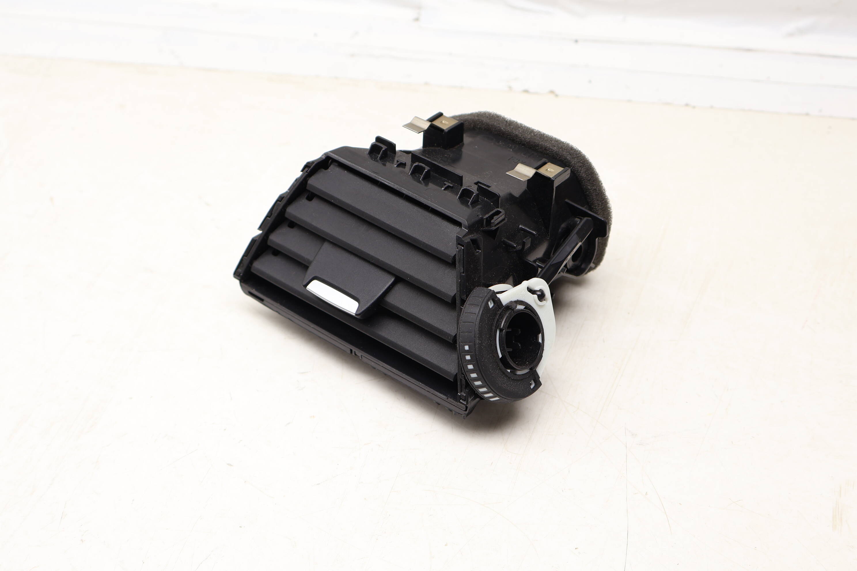 Dash Air Vent 64229218549