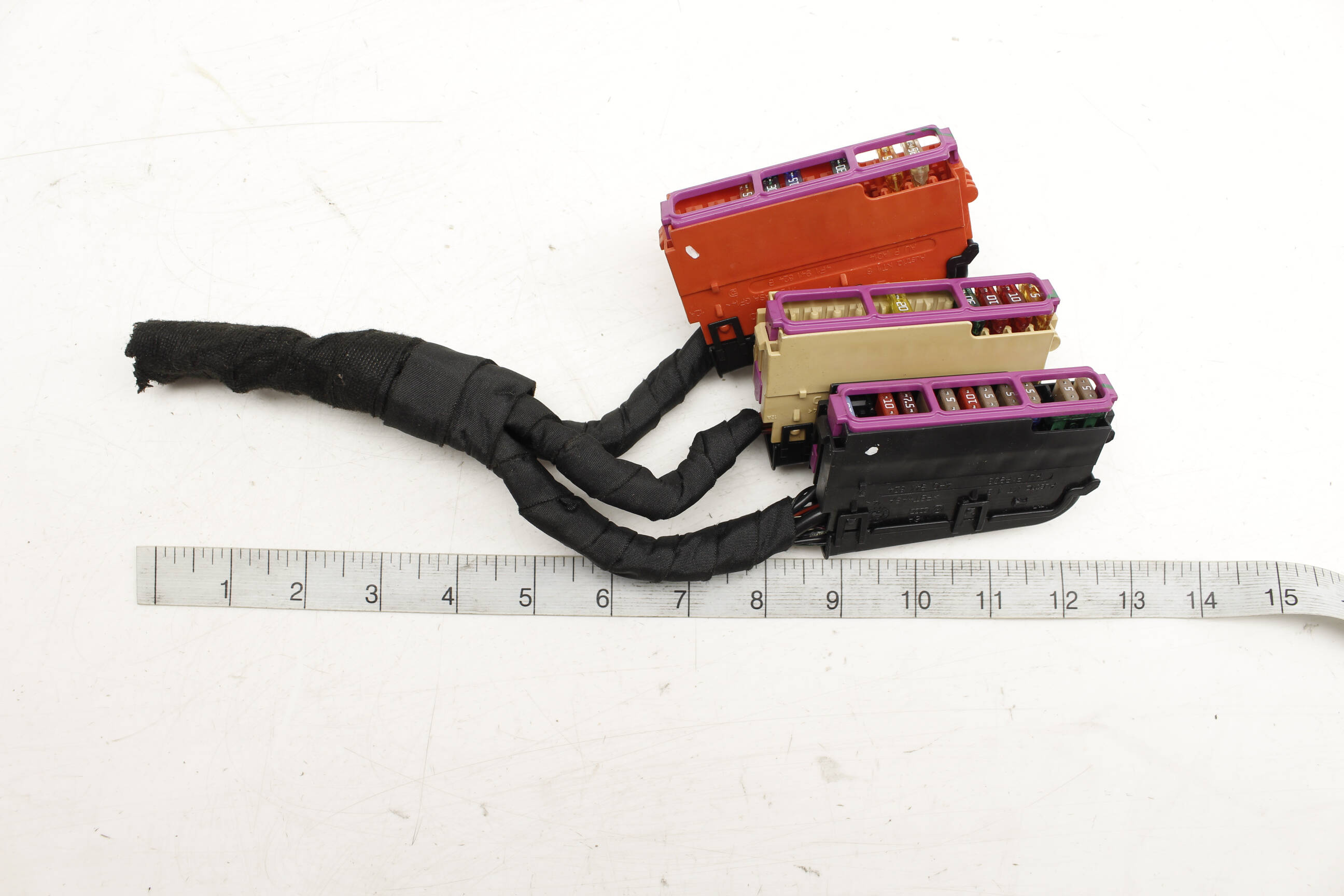 Fuse Panel / Holder 4F1941824