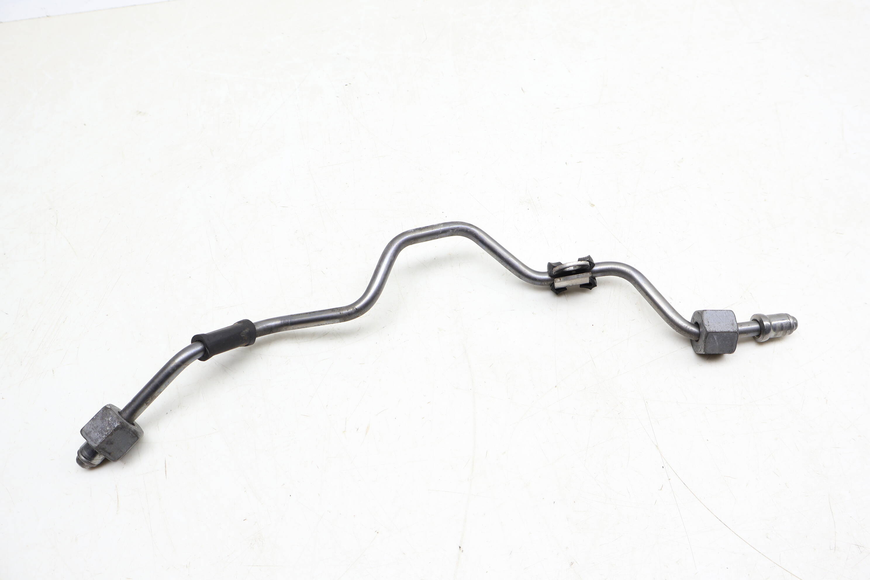 Fuel Rail Line / Pipe 6420700900