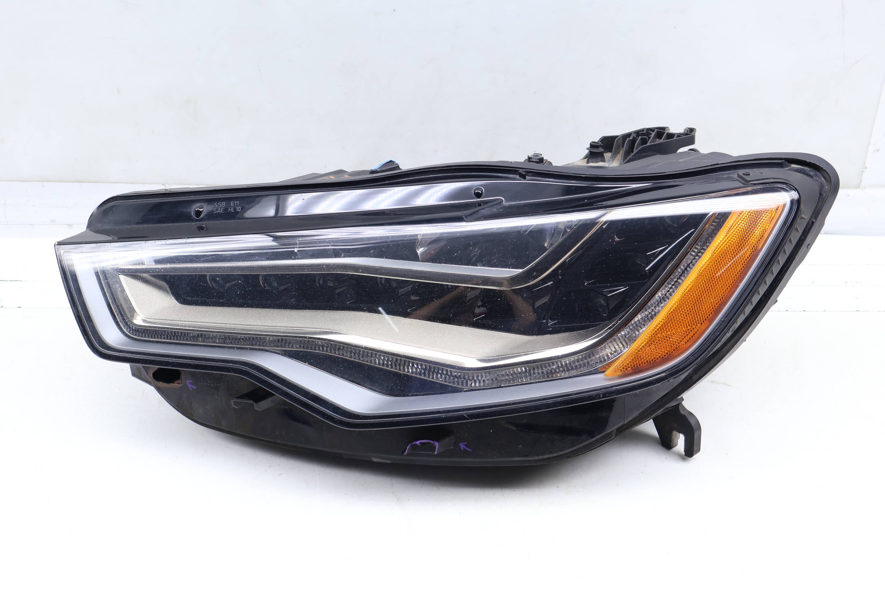 Led Headlight / Headlamp 4G0941033E