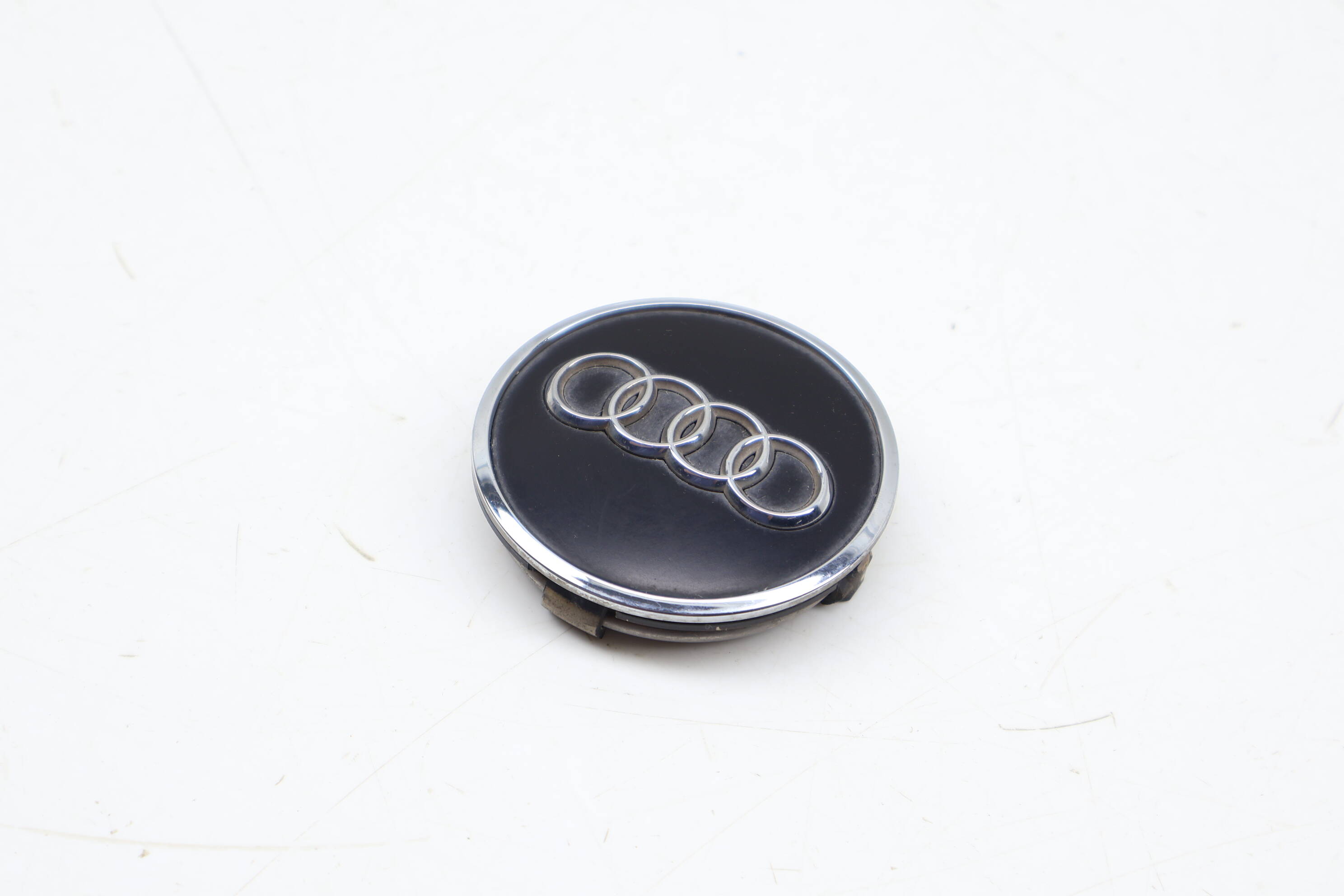 Wheel Center Cap 8W0601170B