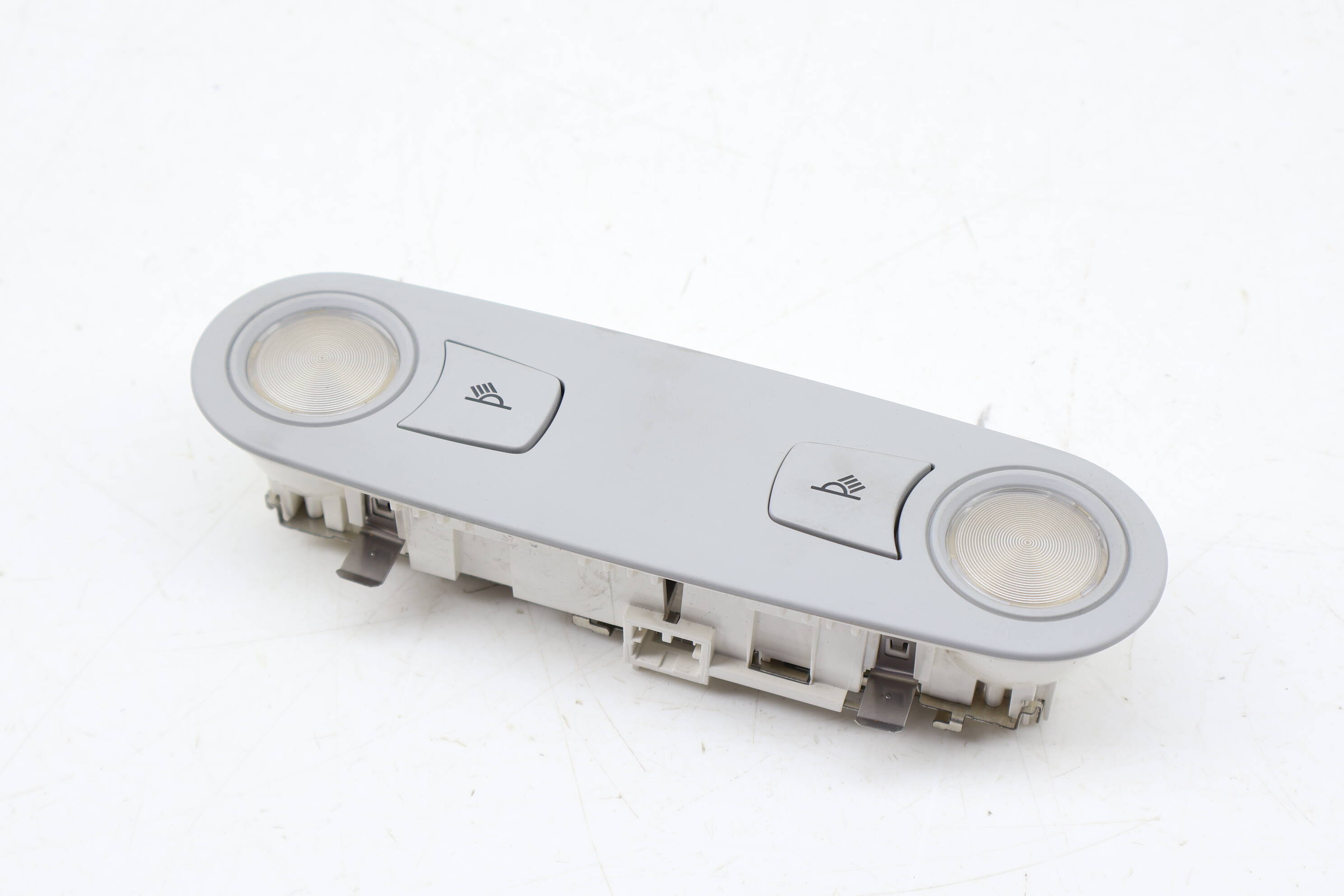 Dome / Reading Light 8T0947111B