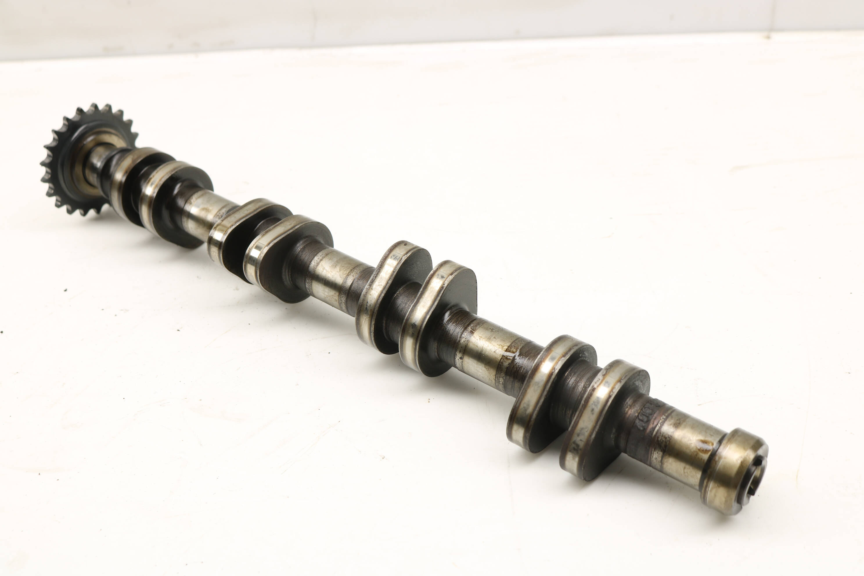 Intake Camshaft / Cam Shaft 077109021EK