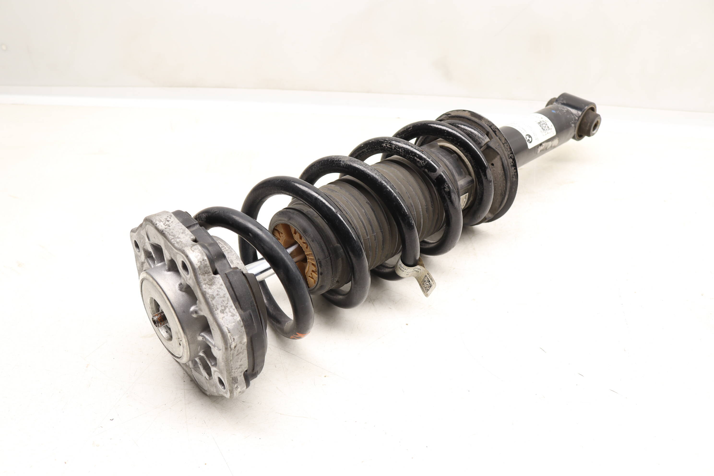 Strut&#x20;&#x2F;&#x20;Spring&#x20;Assembly&#x20;33506890945