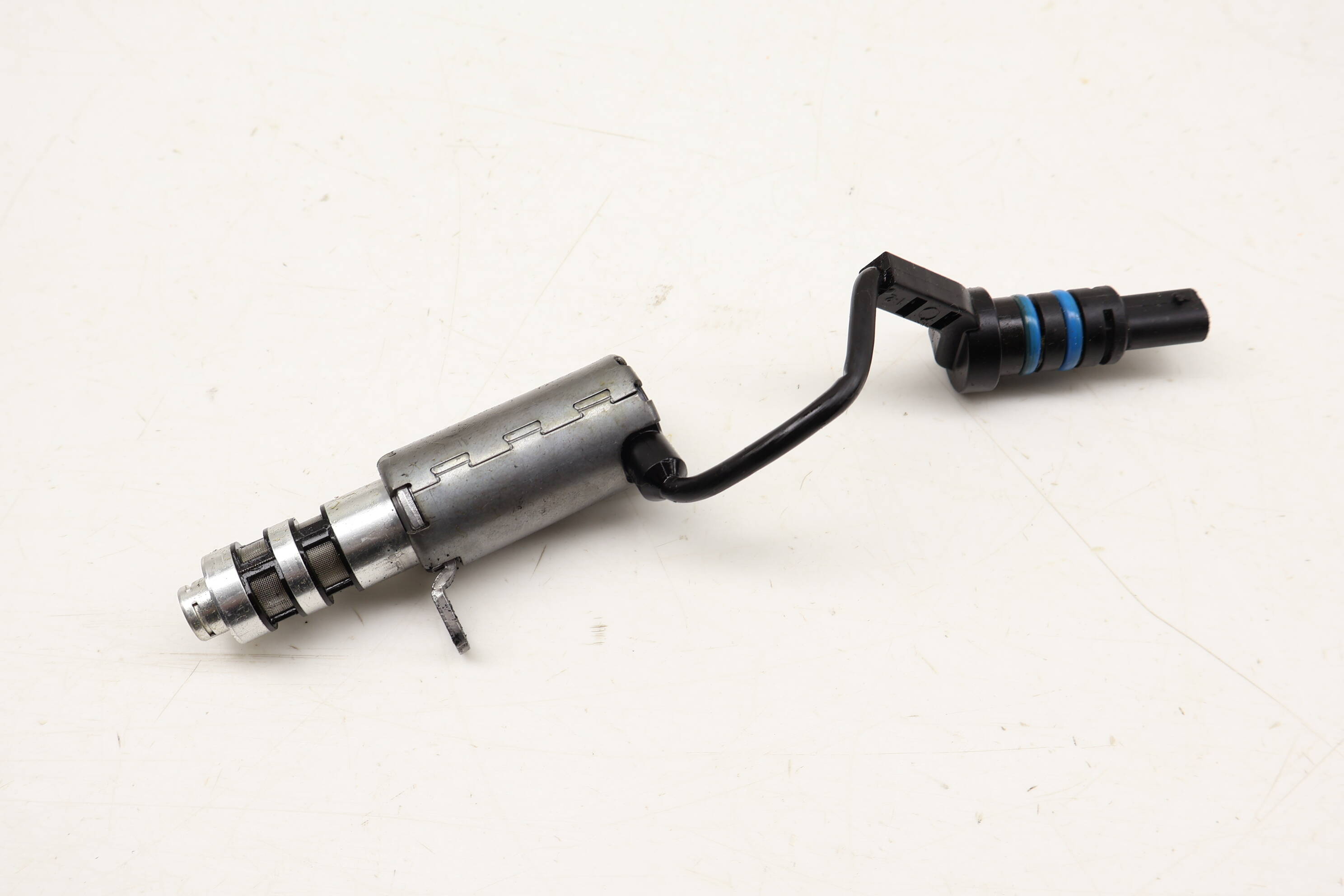 Engine Oil Pump Solenoid Valve 94610711360