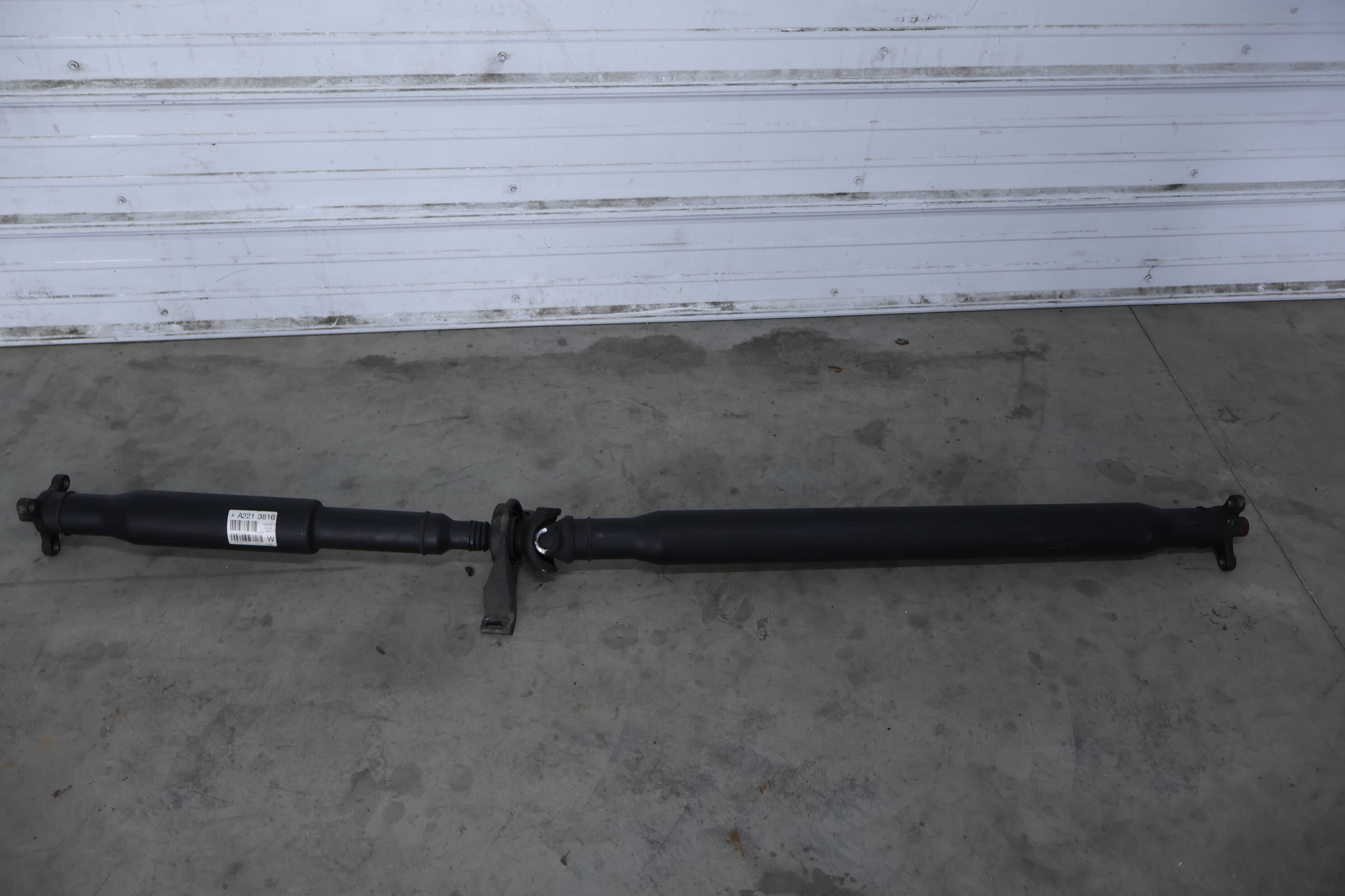 Driveshaft / Propeller Shaft 2214103816