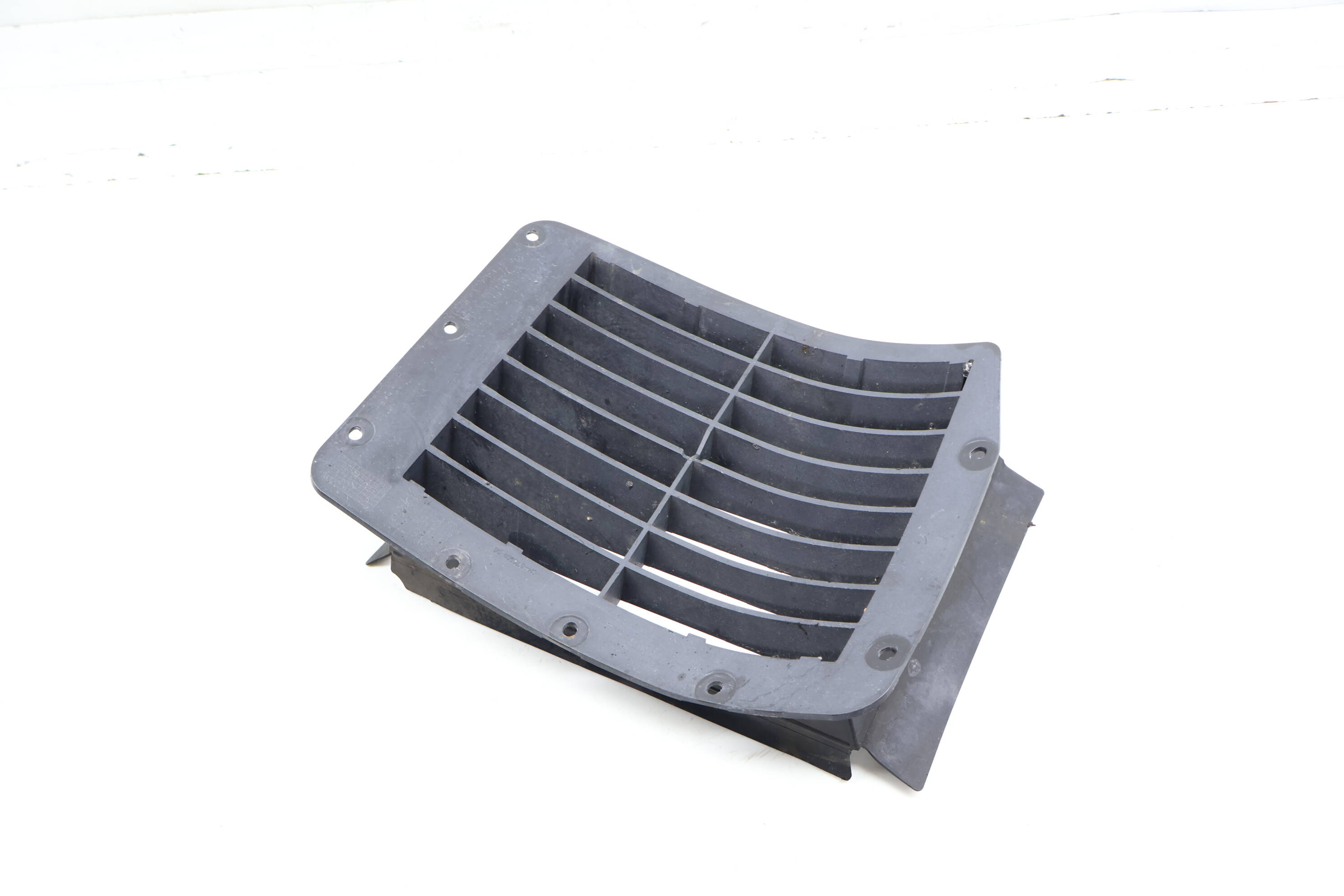Air Guide / Duct (Rear) 51743415926