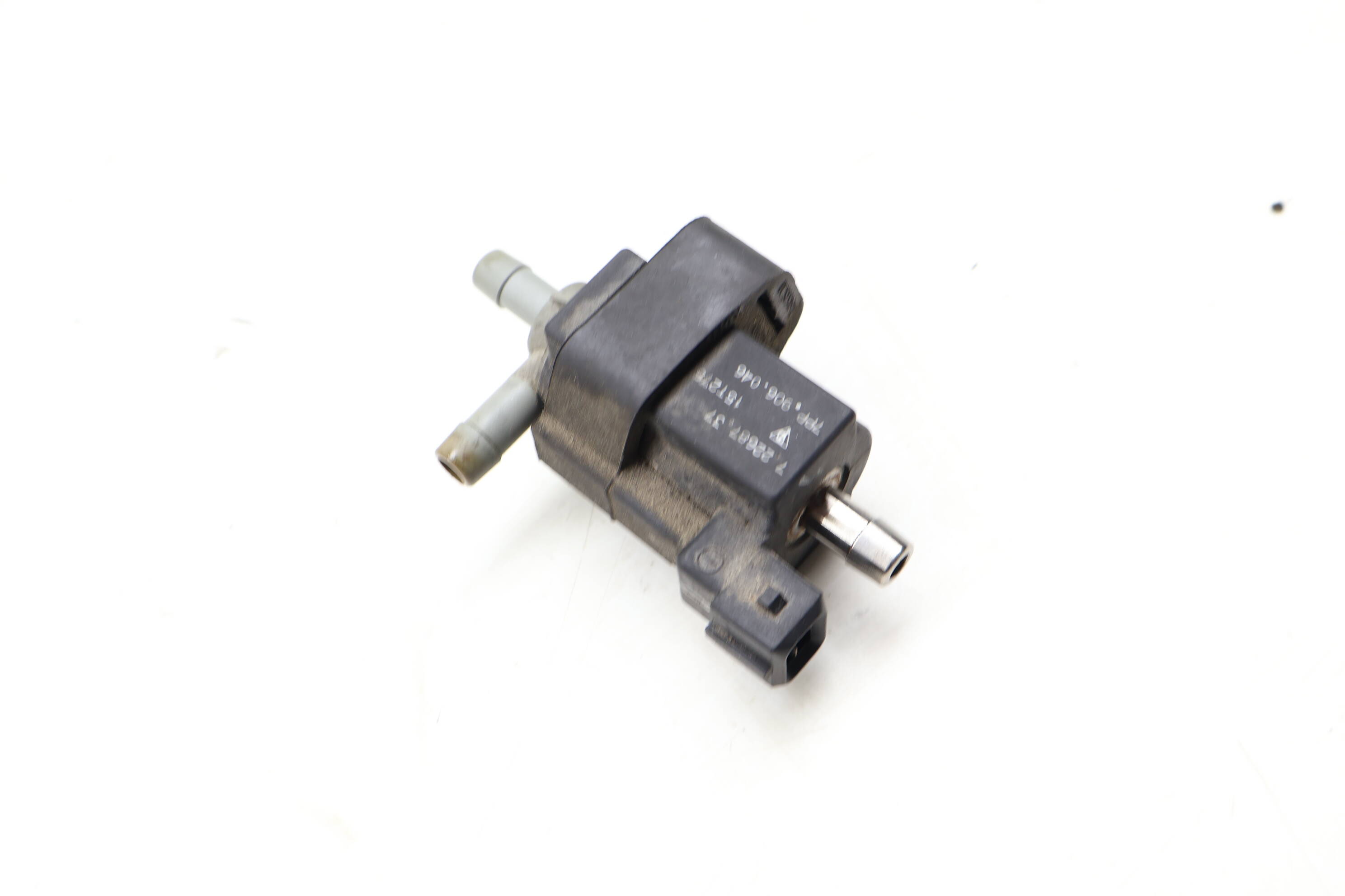 Solenoid Valve 7PP906046